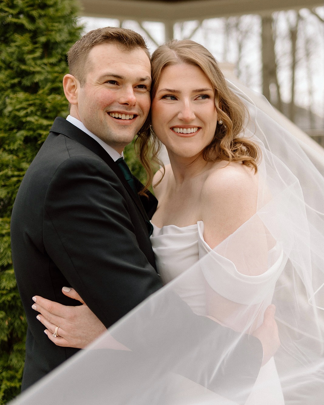 Our beautiful bride Katlyn🤍
Timeless, elegant, and absolutely glowing on her wedding day. We’re so honored to have been part of your special moment!
Cheers to The McCartney’s 🥂
Photos by @christinafreebernphoto
#ABridesDesign #RealBride #TimelessBride #JustMarried