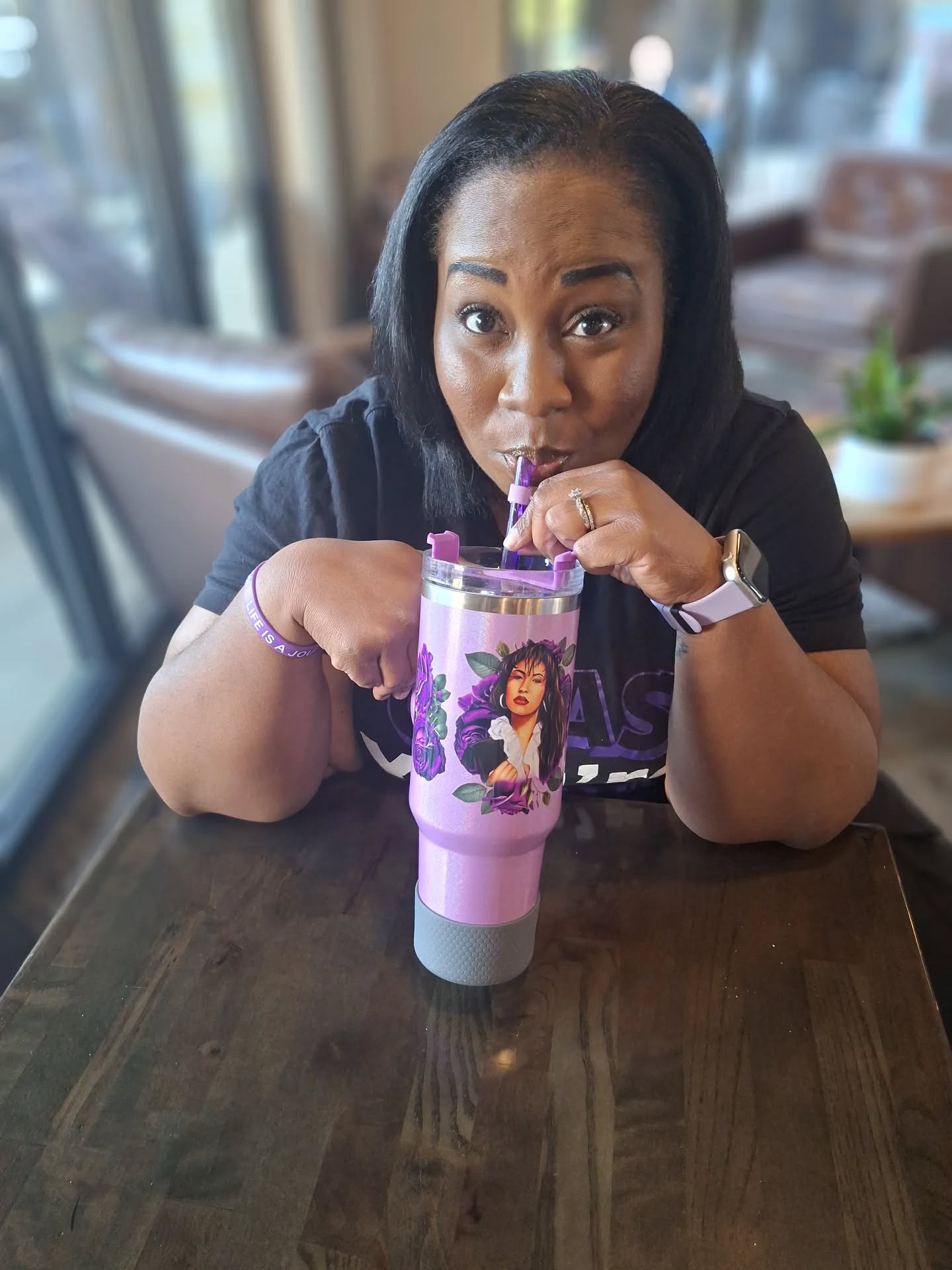 Shout out to my girl Stephanie with @printemup_ for my purple Selena cup!!! 💜
To know me is to know that I LOVE Selena…
“Anything for Selenas…” lives rent free in my head at all times 😂
So when Stephanie surprised me with a cup that has Selena on it AND it’s purple… I did a full run and shout 🙌🏾
Thank you Stephanie! I absolutely love it!
If y’all need custom printing work, check out my girl. She will take great care of you!
What’s your favorite Selena quote or song? 💜