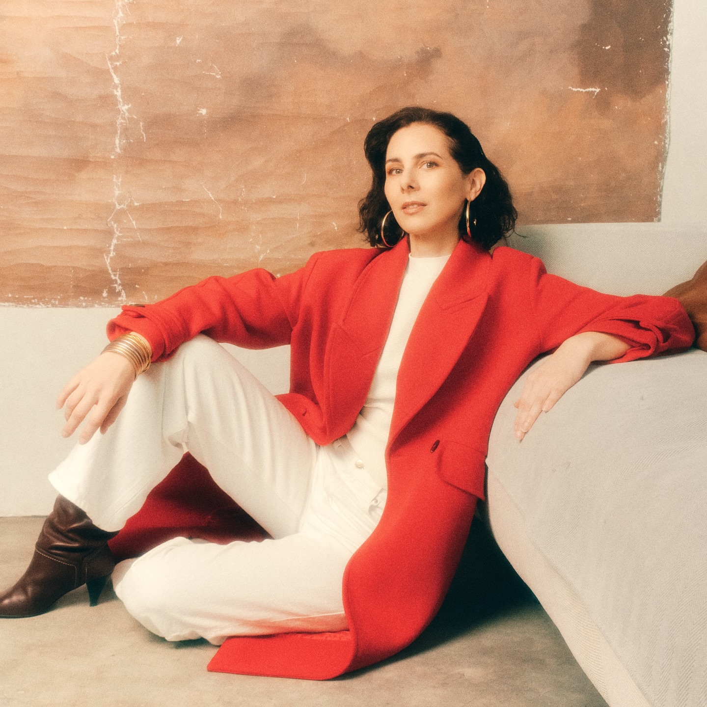 Lady in red ❤️
📸 @ema_martins_photographer
💄 @samantha_adamo_mua
#leskarnetsdemel #phototherapy #féminité #over45