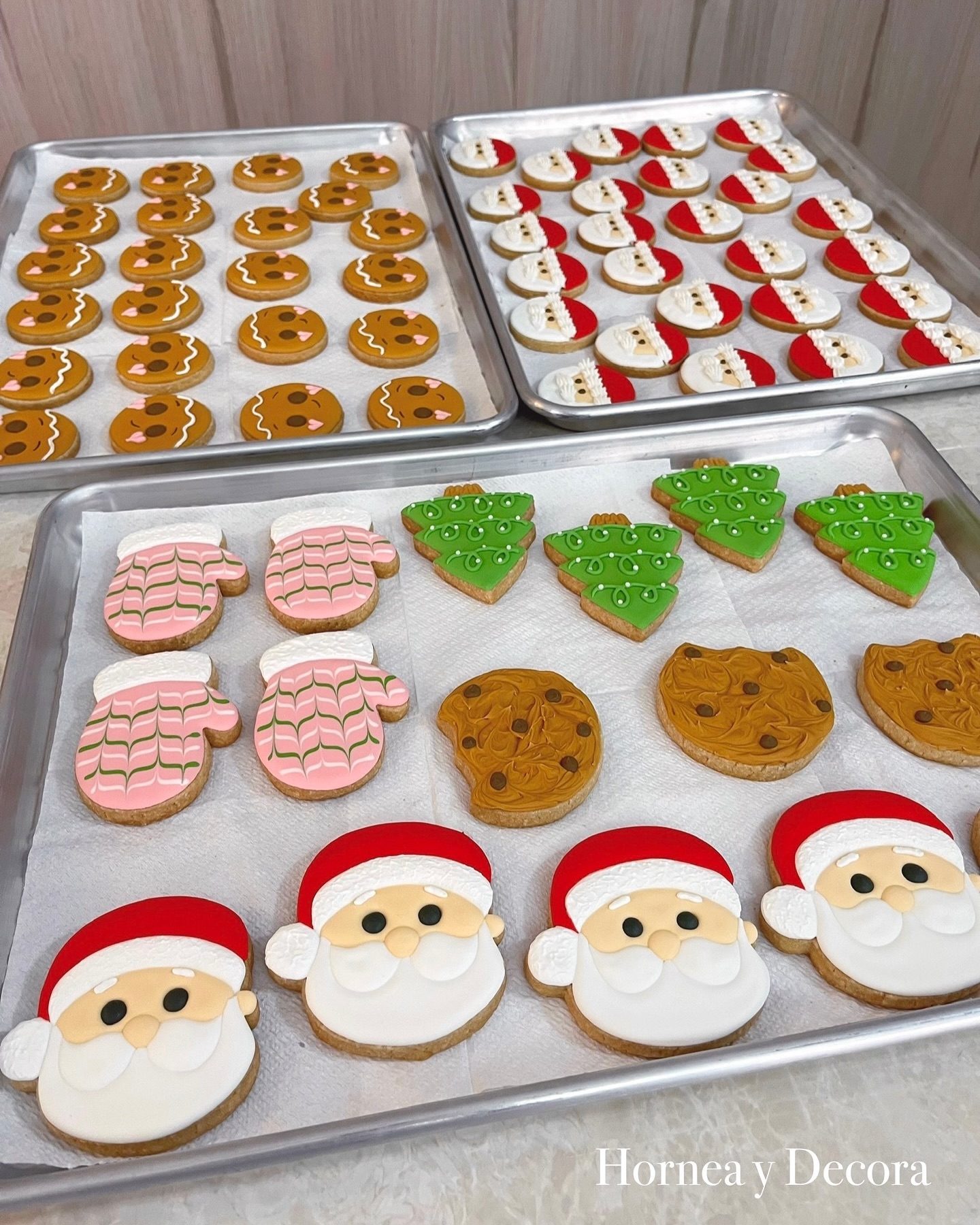 Qué bonita es la navidad! 🎄 🎅🏻 y más con galletas tan bonitas, este set me encantó 😍