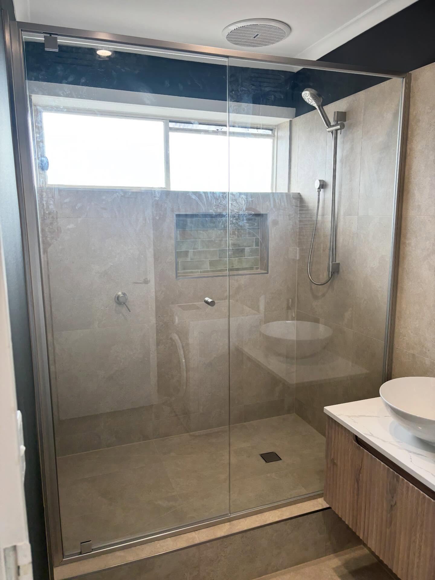 A few jobs completed over the last few days, including a custom 1900h brushed nickel semi-frameless screen
Get in contact with us today and have your old shower screen replaced asap!