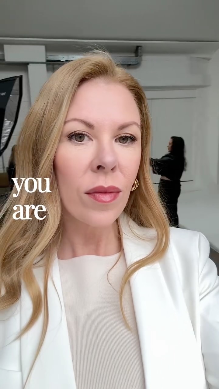 🤍🔥 YOU WRITE YOUR STORY 🤍🔥
You are the director, the creator, the writer of your own life. ✨
You have the power to choose your path, change direction, and create something completely your own. There are no limits—only the ones you place on yourself.
Take the time to sit with your thoughts, get clear on where you want to go, and trust the process. Step by step, you’ll get there. 🤍
#abundance #mindset #growthmindset #selfbelief #aestheticswarrington