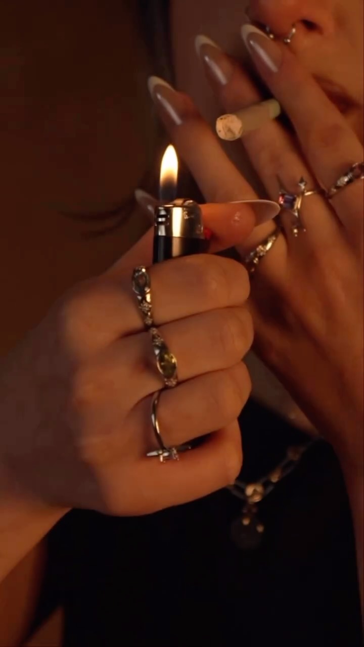 More from this amazing shoot 🧊♨️✨
Sparkle rings and more to come to our website slowly as market prep season begins!
______________
Handmade crystal jewelry, small jewelry designer, one of a kind jewelry nyc