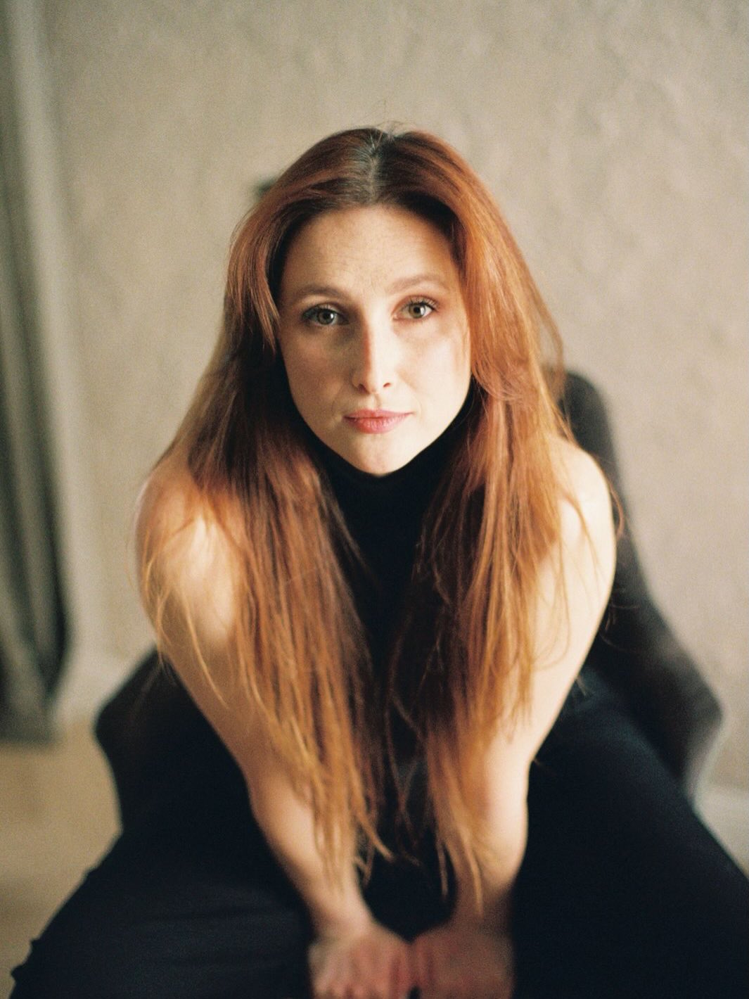 Lately, I’ve been shooting more and more on film… and every time I receive the scans from the lab, it hits differently. ✨
There’s something about film — the anticipation, the imperfections, the emotion — that makes everything feel more real, more honest. It’s not just photography, it’s a feeling. And honestly, it’s addictive.
That sense of fulfillment, of seeing moments come to life in such a raw and timeless way, only fuels my desire to keep creating like this.
So starting this season, I’ll be capturing your wedding stories not only digitally, but also through the lens of film. 🎞️
I can’t wait for the new wedding season to begin — to witness your emotions, your joy, and to turn them into memories that feel just as real years from now.
See you very soon. 🖤🌿
Shot on Canon EOS 3 with EOS 50mm 1.2 EF & Kodak Portra 800
Developed and scanned at @isopatrusute