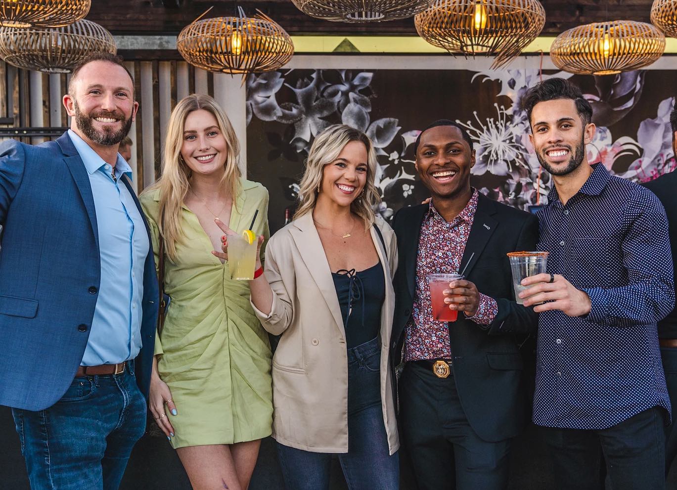 (Giveaway now closed)
🎊 Special Announcement - Giveaway!🎉
We're thrilled to have reached over 5,000 followers and be approaching our 70th event!
To celebrate, we're giving away a YPNSD Pro Membership! 🤩
Our Pro Members get 50% off networking events, access to the YPNSD member platform, and much more! 💼🌟
To enter, simply tag three friends who are interested in growing their network in the comment section below.
For a bonus, share this YPNSD post on your story. 🤝
Giveaway ends at noon (12PM) on Wednesday, April 19th. This Giveaway is not affiliated with Instagram.
📷: @stormiecaptures
YPNSD | Young Professionals Network San Diego
.
.
.
#ypnsd #networkingsandiego #sandiegosmallbusiness #sdsmallbusiness #networkingsd #sandiegobusiness #sandiegonetworking
