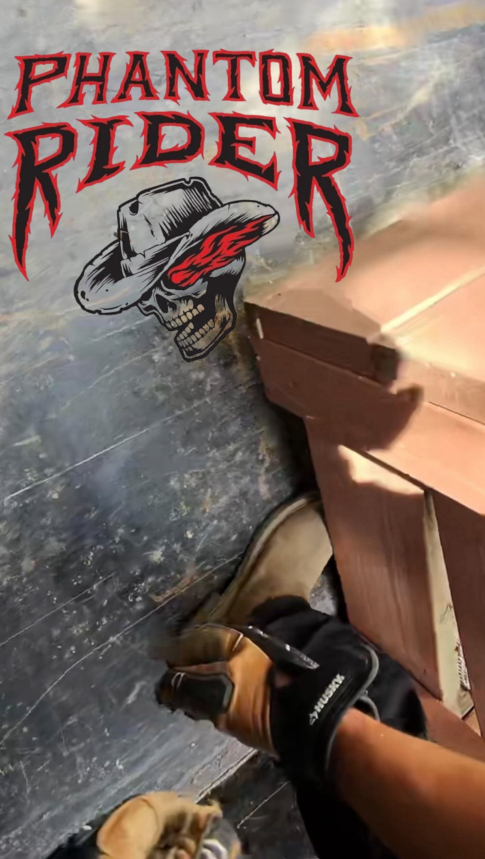 These boots saved my toes!! After this, the Chad had to get a pair to protect his feet. So great full to have these composite toe work boots. Part # PH5010 if you want to get yourself a pair of these shit kickers. @phantomriderboots đ€đœđ€đœ @longhornjunkremoval #phantomriderboots