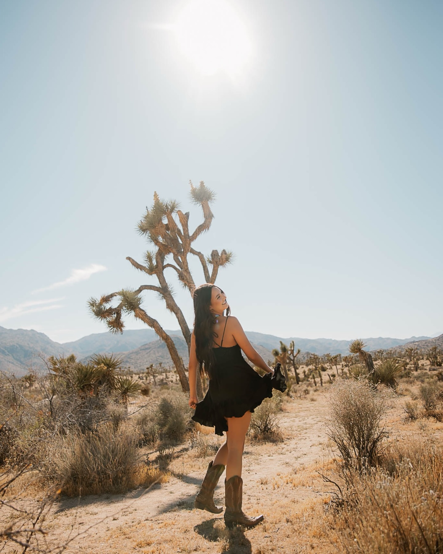So much perfection shooting at my favorite place last week! 🌵
Class of 26 📣
If you still need to book, I have a FEW spots before graduation. Hit me up to book! 🗓️
Senior: @_._jolieee
Makeup: @summer81_beauty
Salon: @rooted.salon.redlands
(Southern California photographer, senior portrait photographer, high school senior photographer, so cal photographer)