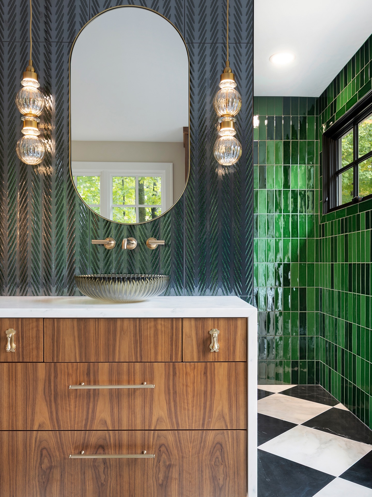 We’ll take our spa day in green, please 💚
We are loving the use of color and texture in this custom bath!
Custom Home Builder: @lecybroshomesandremodeling
Photography: @spacecrafting_photography