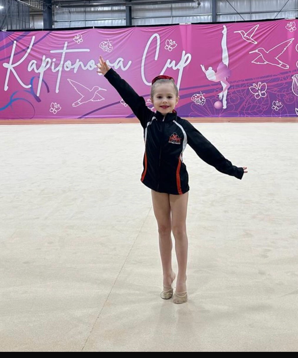Kapitonova Cup 2026 โจ by @ek_academyofrg
Congratulations to our 2020 L3 Amia and โMoachโ @lidia_a_salgado on another beautiful opportunity to experience the thrill of rhythmic gymnastics competition.
Does this duo sound familiar? ๐
Mother and daughter, side by side, discovering and learning the USAG Developmental pathway together from the very beginning.
Another powerful motherโdaughter team growing, learning, and thriving through HOPE Rhythmic Gymnastics๐ซ
Thank you @ek_academyofrg for hosting this beautiful competition. ๐