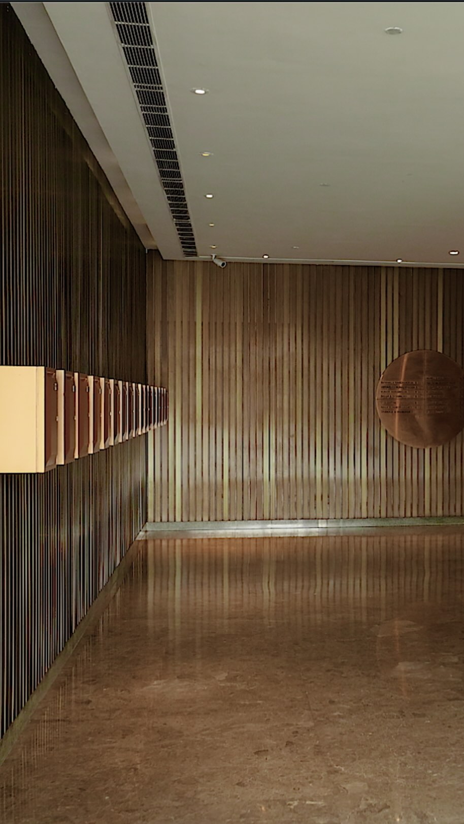 There is a rare luxury in living above it all- where home feels calm, expansive and deeply private, while the pleasures of the city remain close by.
Located above Phoenix Marketcity Chennai, Crest Towers balances true luxury with everyday convenience- just an elevator ride away.
#Crest #ChennaiRealEstate #CrestTowers #LuxuryRealEstate