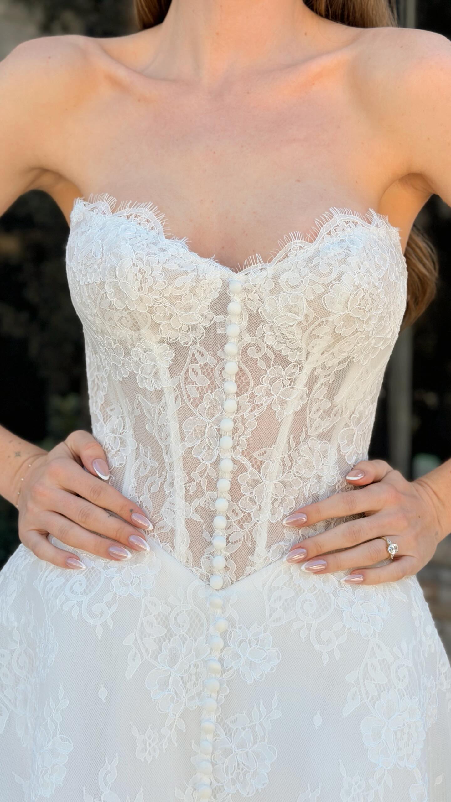 You didn’t miss it, but you’re cutting it close! 💍
Kelsey Rae Couture by Evelyn Bridal is now at Alexia Gavela Bridal for a limited trunk show in Texas! If you’re planning a wedding and starting your dress search in Austin, this is your moment to come see it in person 🤍
Now through end of April, we’ll see you there!