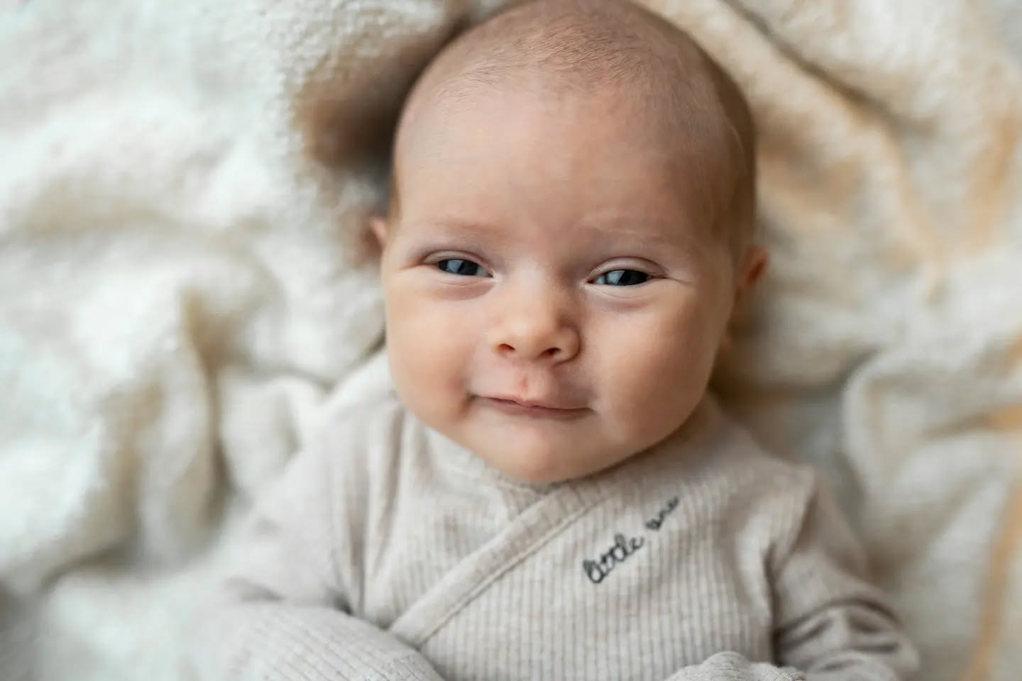 Naast bruiloften ook veel van deze cuties mogen fotograferen de laatste tijd 😍😍
#fotograafdelft #fotograafzuidholland #newbornfotografie #newborn #newbornshoot #newbornphotography #newbornbaby #pasgeboren #pasgeborenbaby #pasgeborenfotografie #newbornfotograaf
