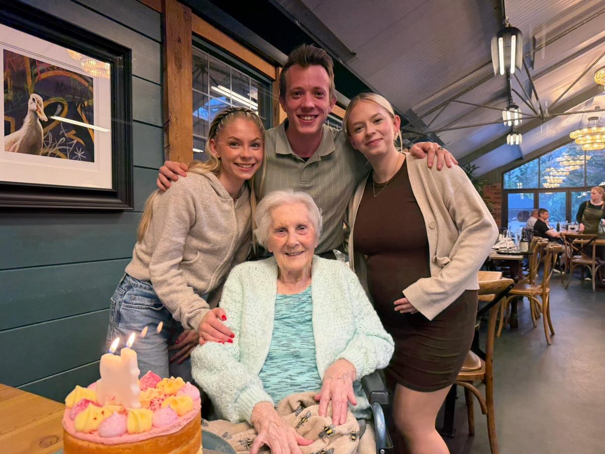 March was very cool but it’s kinda secret so can’t post anything so have these other not so secret cool pics instead (ft the absolute legend that is my grandma, a date with my accordion, and yes Easter chicks are cool)