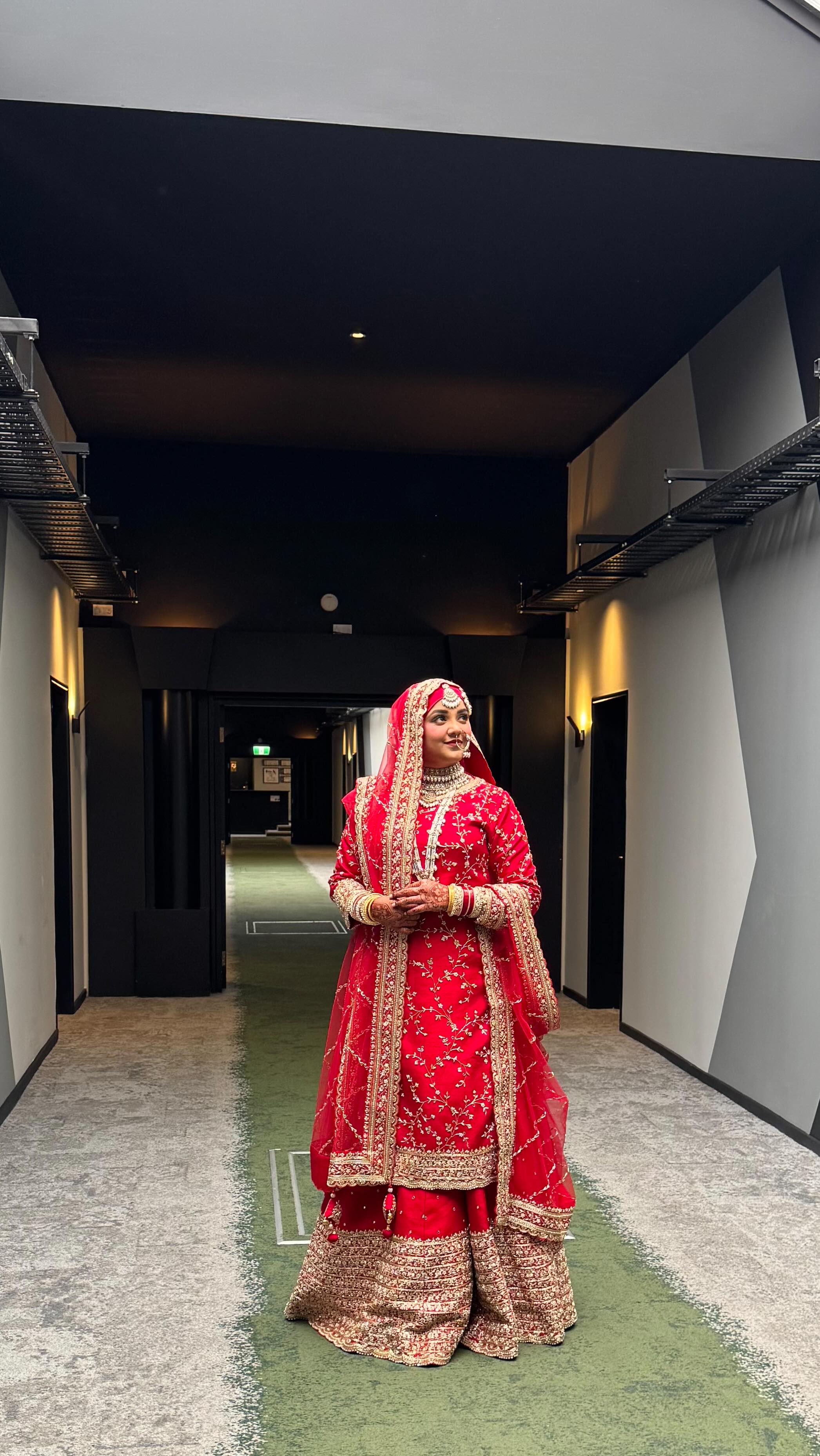 When the smile hits different on the day 😍😀💜✨
Hijab Styling | Dress up | Dupatta Draping: @the.hijabi.stylist
#hijabstyle #modestfashion #hijabtutorial #wedding #nikkah