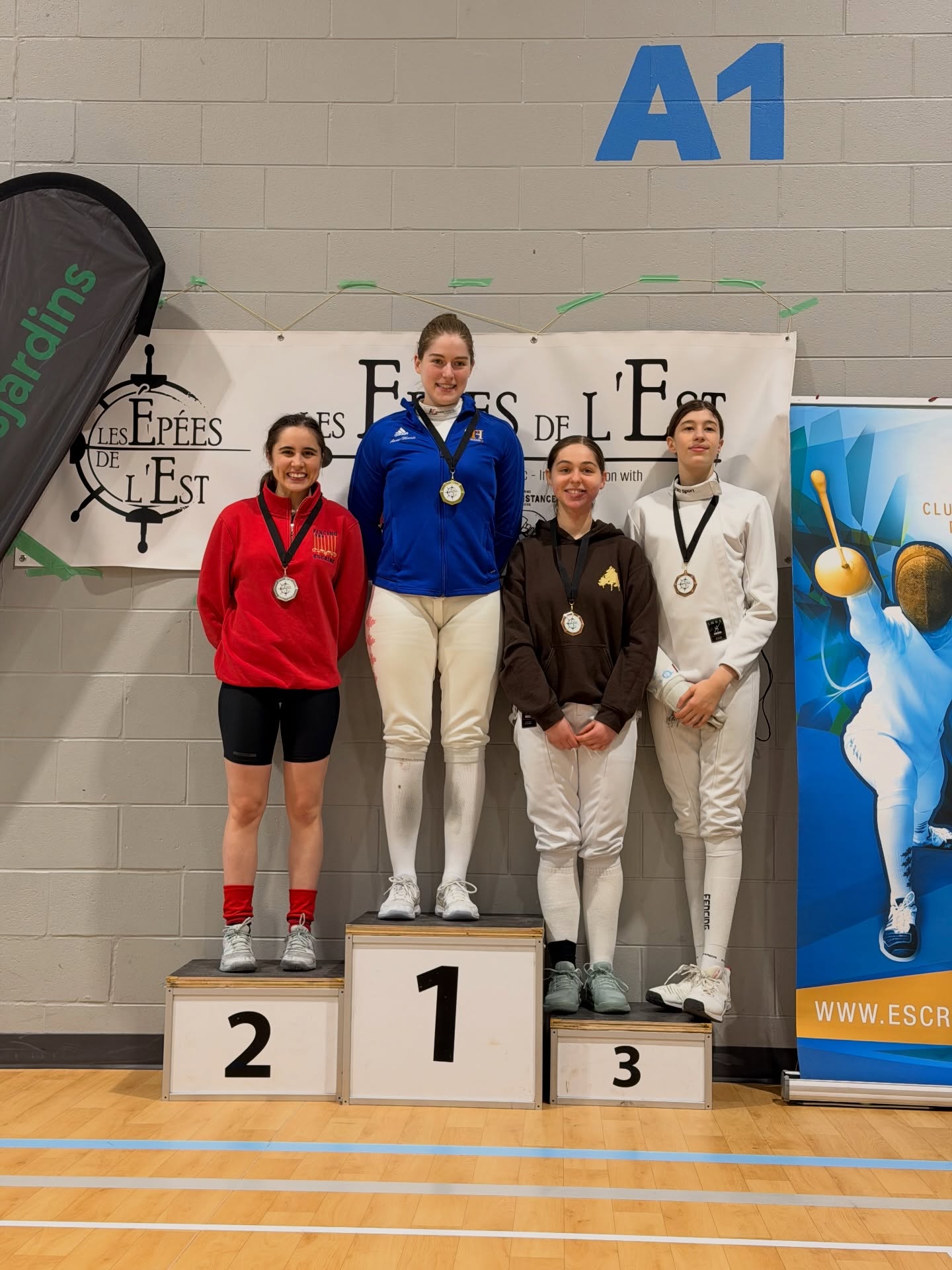 EMR represented at the Épée de l’Est in Quebec City a few weekends ago.
Fantastically hosted with a Swiss pool, double eliminations and a team event to close out the day in style.
Congratulations to Prune who claimed 2nd place in the Women’s Épée. 🥈🤺
And a proud mention to Jonathan and Jason who represented EMR with passion on the piste.
A special highlight — the inclusion of parafencing. A beautiful reminder that this sport belongs to everyone.
Thank you to the organizers for a wonderful event. @escrime.sth @escrime.pirates.de.lest @escrime.laresistance.fencing
- - - -
EMR était présent à l’Épée de l’Est à Québec.
Magnifiquement organisé avec une poule suisse, des doubles éliminations et un événement par équipes pour clôturer la journée en beauté.
Félicitations à Prune qui a décroché la 2e place en épée femmes. 🥈🤺
Et une mention fière à Jonathan et Jason qui ont représenté EMR avec passion sur la piste.
Un moment marquant — la présence de para-escrime.
Un beau rappel que ce sport appartient à tous.
Merci aux organisateurs pour cet excellent événement. @escrime.sth @escrime.pirates.de.lest @escrime.laresistance.fencing