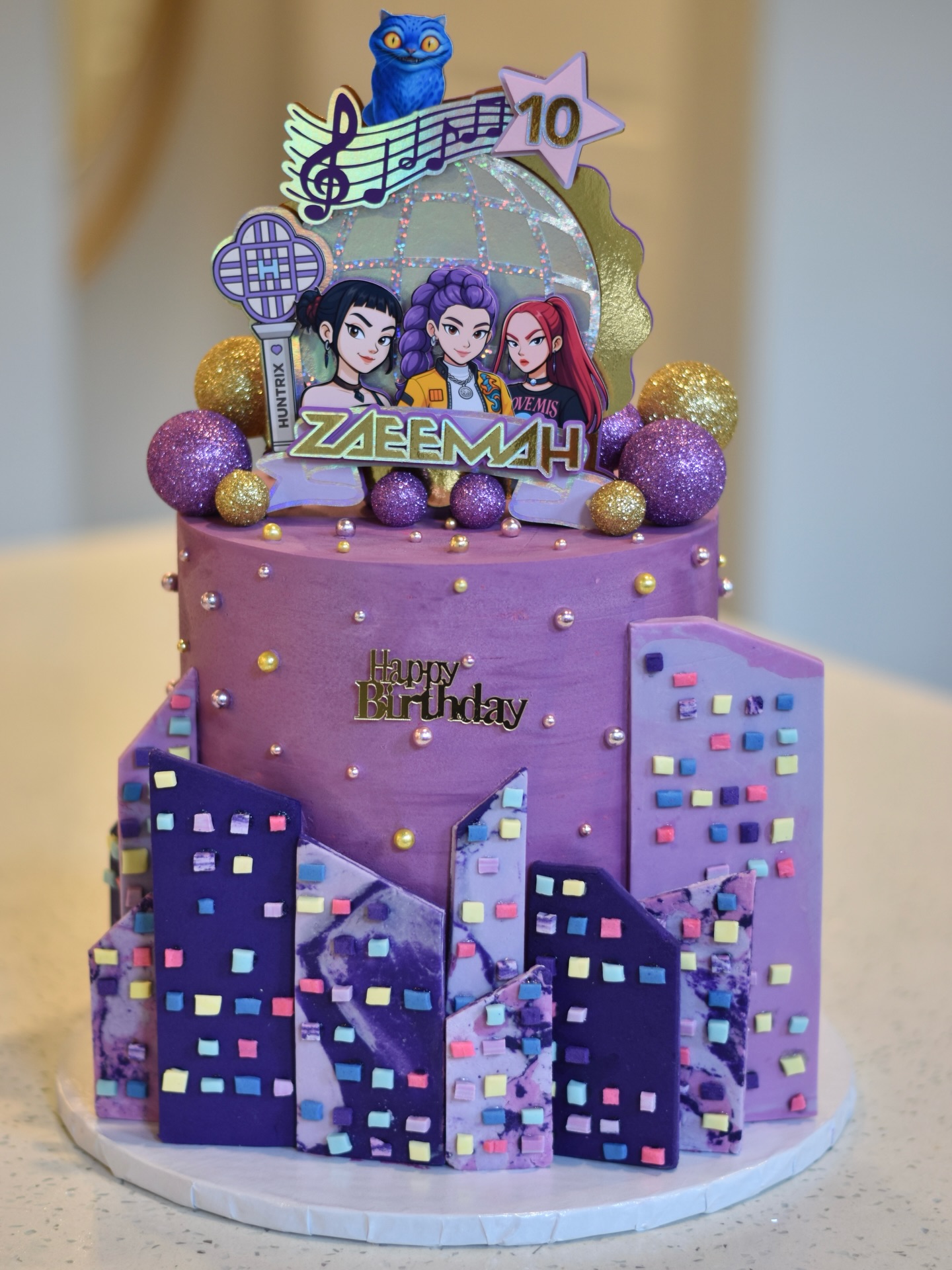 Level 10 unlocked for Zaeemah, and she said Kpop main character only 🎊🎉😍
#ediblesbykisses #austincakes #dfwcakes #friscocakew