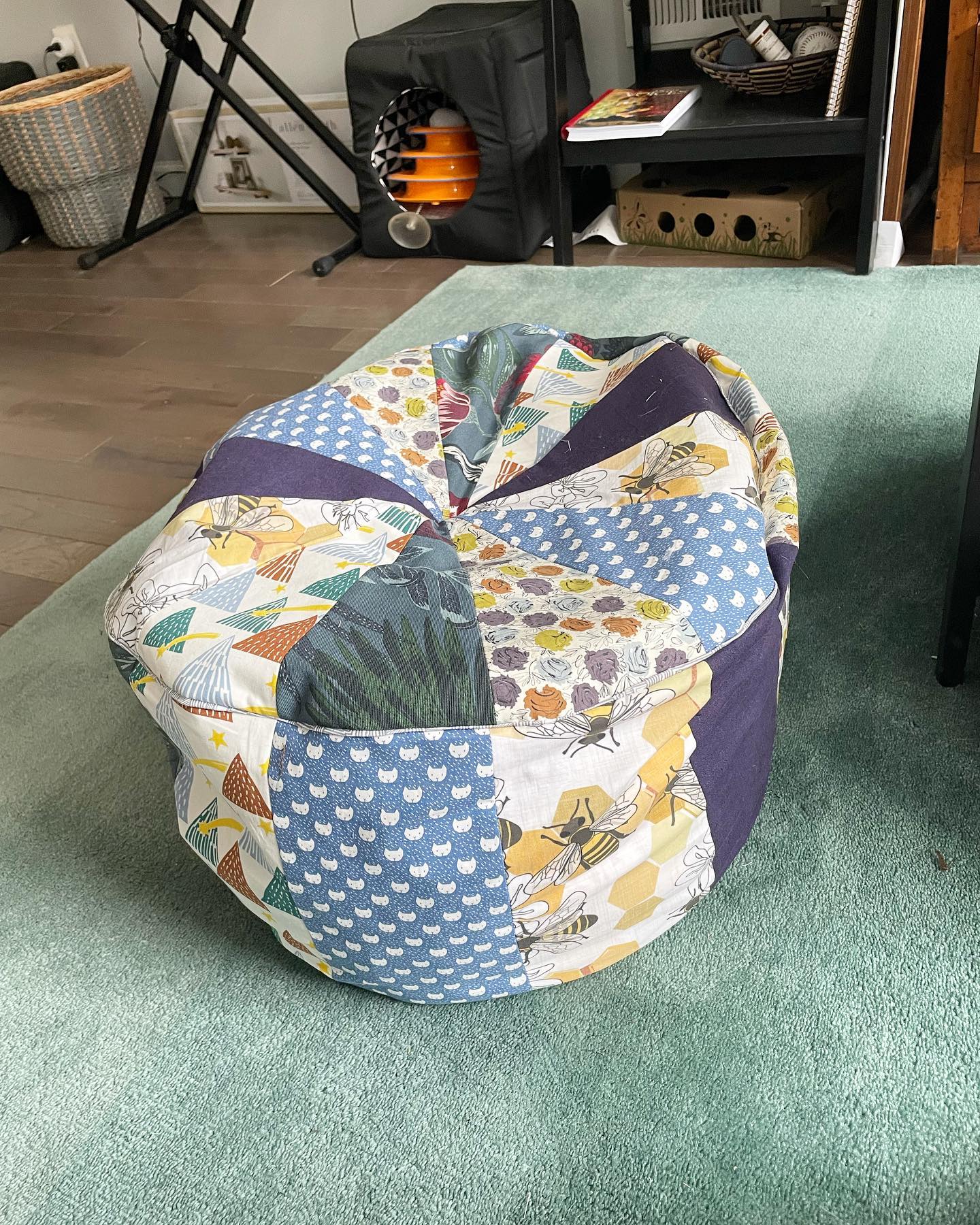 Latest make! 🧵 🪡 a scrap-buster pattern - @closetcorepatterns floor pouf! Made of scraps and stuffed with scraps. Scroll to see what immediately happened when I popped it down on the floor 🤦🏻♀️ #memade #scrapbuster #sewing #closetcorepatterns #floorpouf #homesewist #unintentionalcatbed #catbed #cat #catsofinstagram #scrapbagchallenge @minervadotcom