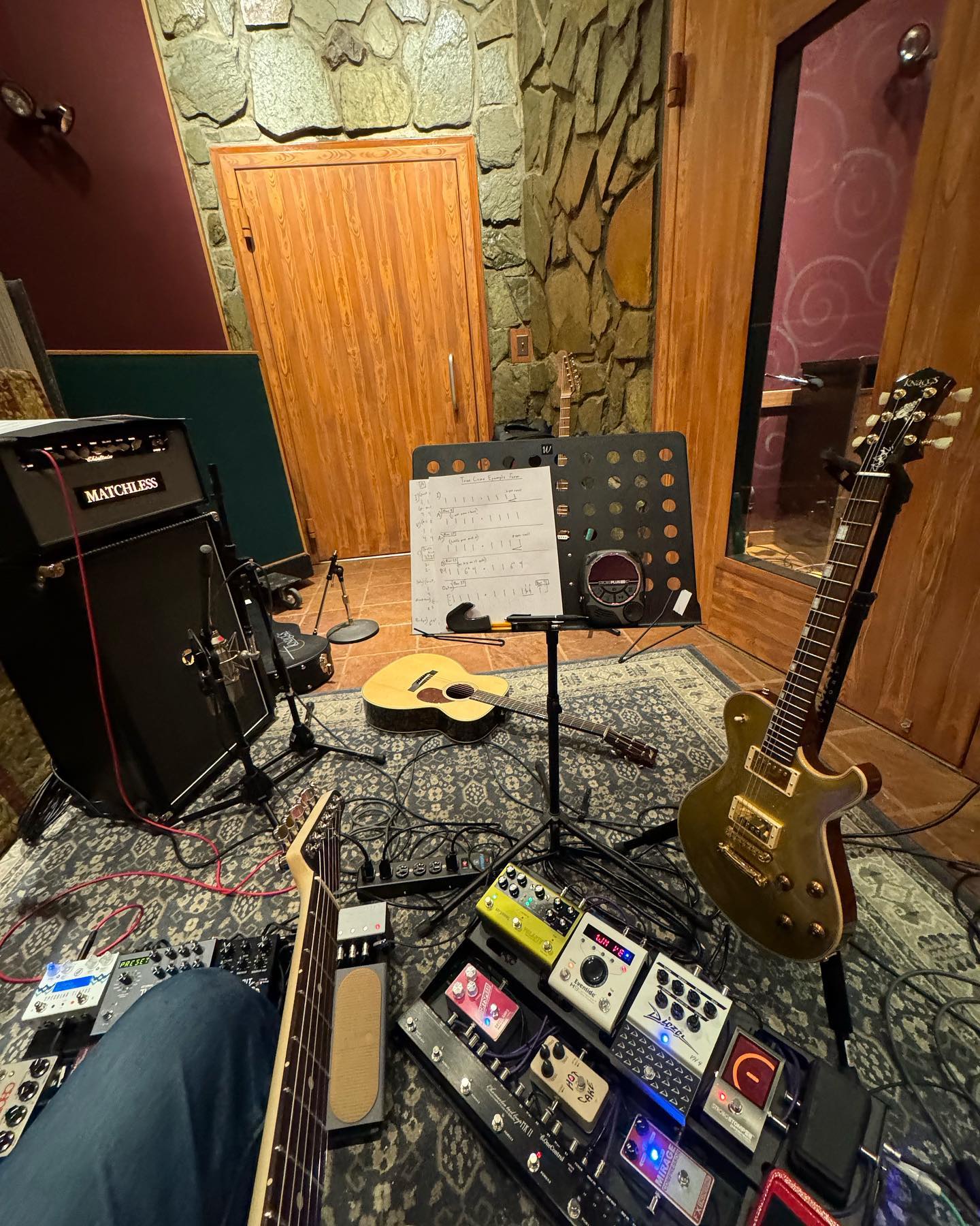 My view from the session @eastirisstudios a couple weeks back. That @knaggsguitars sure sounded great on these tracks for some TV shows. And the @matchlessamps Chieftain was no slouch either going through that @vboutiqueusa cab.
#guitarsofinstagram #filmcomposer