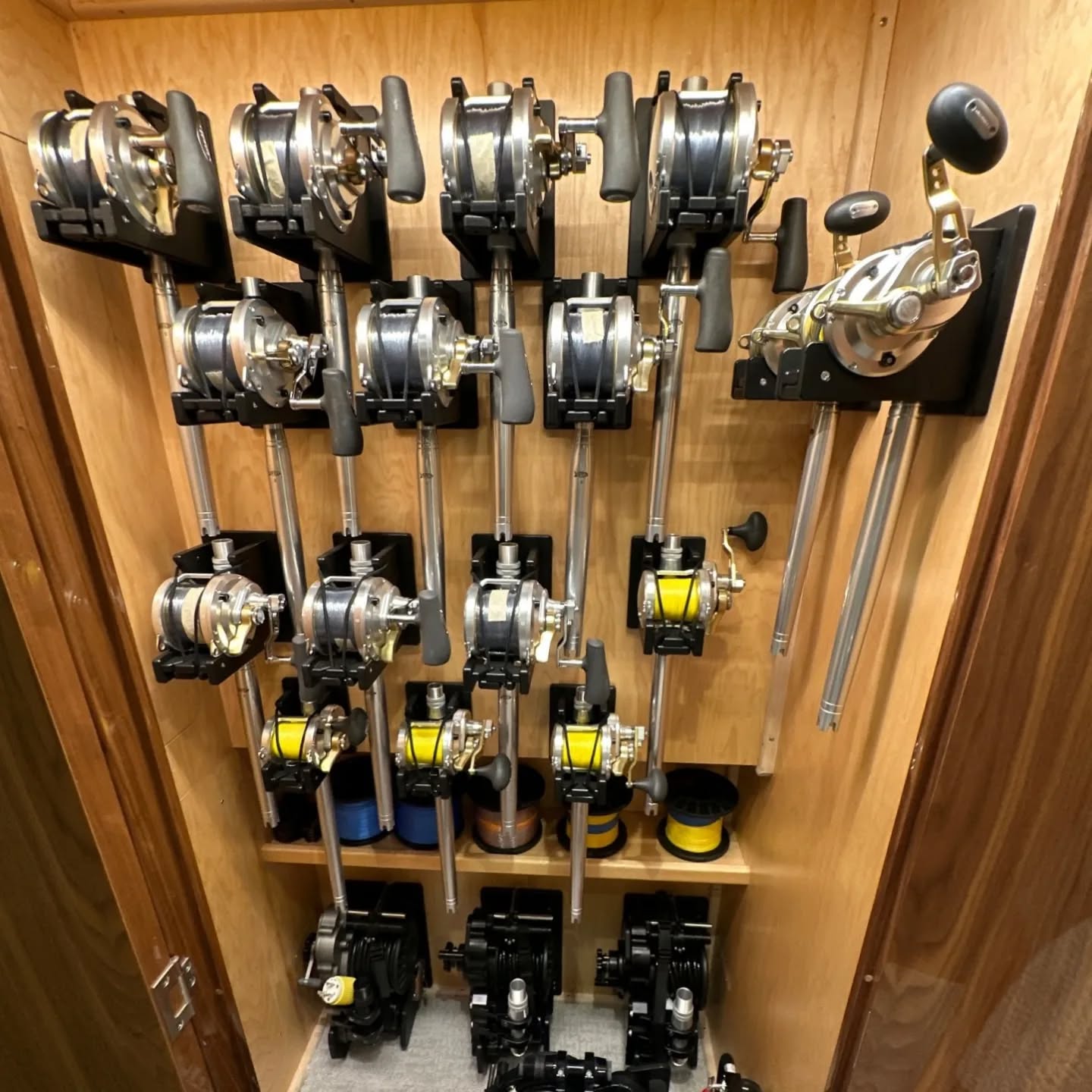 π Great example of our single mount reel cradles being put to good use! A custom built tackle locker is impossible to beat, but they can be very expensive and time consuming. These single mount cradles are a great solution for if time and money are a factor. You also have the added benefit of being able to change your mind if your tackle changes in the future and you avoid the expenses associated with a complete tear down and rebuild.
Check out the website to purchase. We have a quick turnaround time on all of our products and can ship most orders in 3-5 days.
We have cradles available for most Shimano and Penn reels, as well as for all Lindgren Pittman electric reels. If there is something you can't find, let us know! We are always looking to expand the options available.
#sportfishing #shimanofishing #lindgrenpitman #tournamentfishing #sportfish #shimanoreels #gamefish #marlin #sailfish #mahi #tuna #rpmcnc #customtackle #fishing #fishingtackle #tacklestorage #dopeassshit #hellyeahbrother