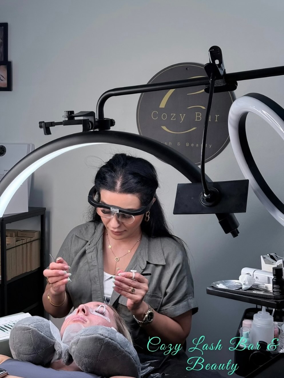 ✨Proud to do what I love and always give my best as a lash artist✨
Building my skills, trusting the process, and doing my best every day as a lash artist 🫶
Grateful for every client and every journey 💕✨
#LashArtist #LashTechLife #LashExtensions #LashGoals #LashPassion