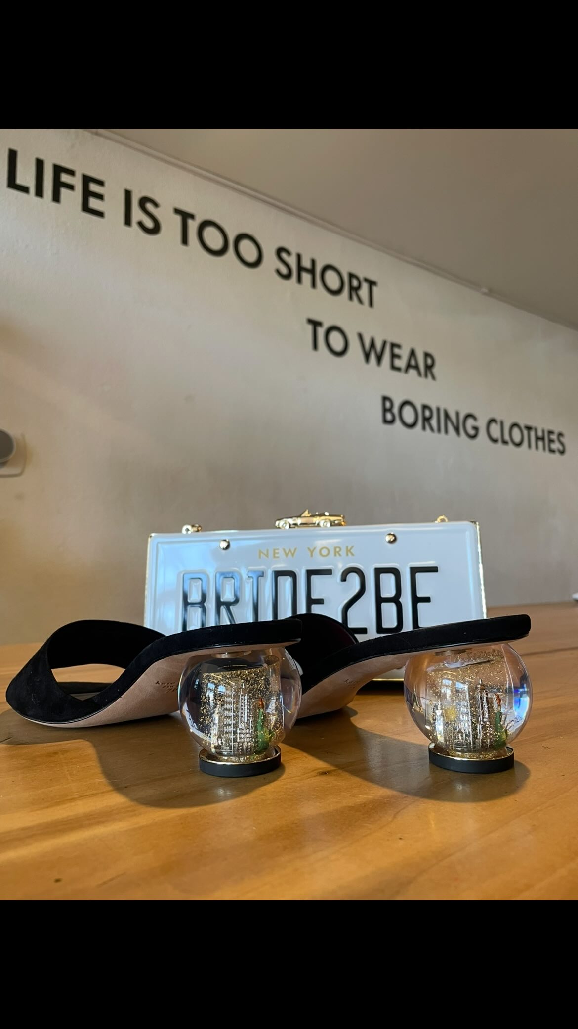 Add a little whimsy to your wardrobe 🧚♀️✨💐
Come find your main character moment at Dresscue💗
#dresscue #whimsicalstyle #rentarack #dopaminedressing #sustainablefashion