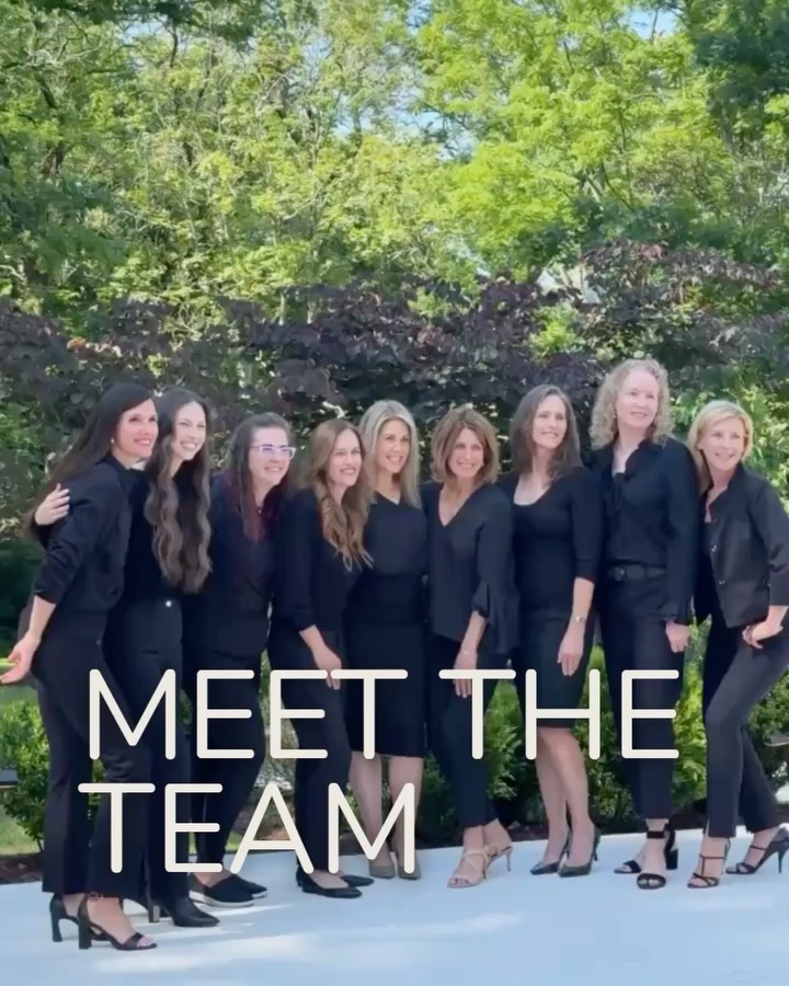 Meet the team behind the tidy!
We’re the ones turning chaos into calm, closets into systems, and “I don’t even know where to start” into done.
Every space we touch is handled with care, zero judgment, and a whole lot of intention, because we know it’s not just stuff… it’s your life.
We love creating homes that feel lighter, easier, and actually livable.
Say hi to the team! 👇
#FranklinHomeOrganizing #FranklinTn #FranklinTennessee #FranklinHomes #HomeOrganizing