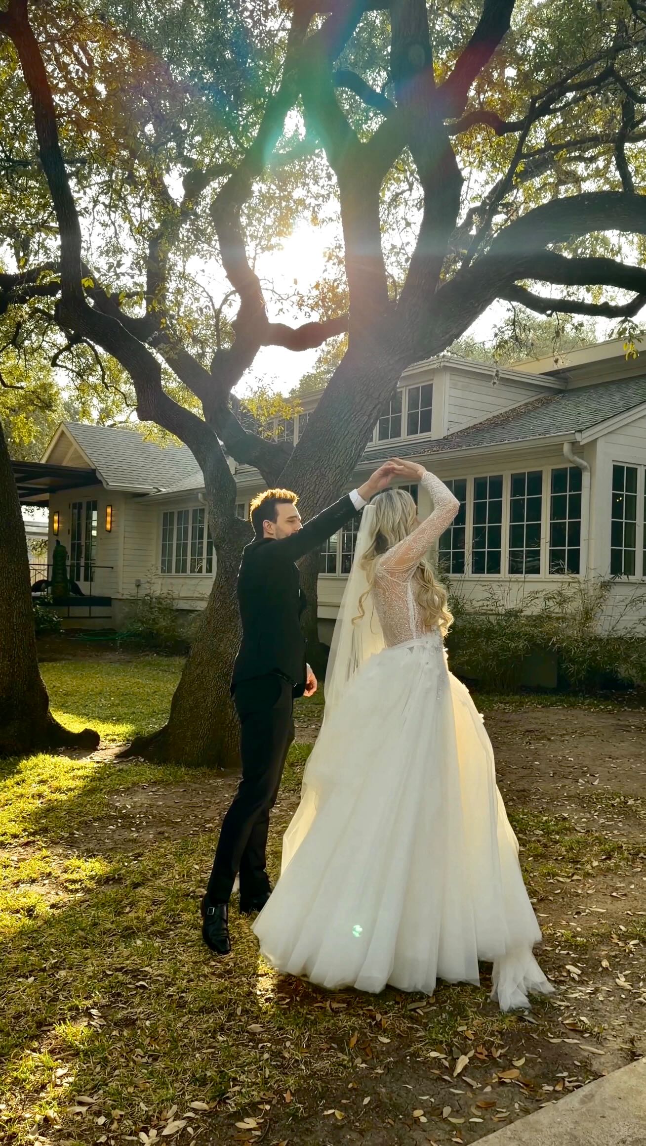 A + T | Moments that feel like home โค๏ธ
Venue: @mattiesaustin
Wedding Content Creation: @momentsbygabby
-
-
-
-
wedding content creator | Austin wedding content creator | Austin Texas Weddings | Texas Wedding content creator | wedding content creators in Austin | wedding inspo | 2026 brides | 2027 brides | 2026 wedding | 2027 wedding | 2026 groom | 2027 groom
#weddingcontentcreator #austintexas #austinweddingcontentcreator #texasweddingcontentcreator #atxwedding