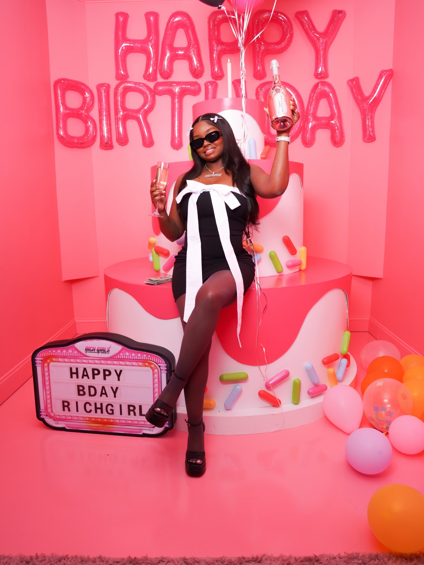 Not my birthday… but I’m still the birthday 🎂💅🏽✨
Introducing our BRAND NEW cake room at the Rich Girls Museum 🍰🎀 & babyyy it’s giving main character, luxury, and celebration all in one 😍
Every corner is a whole vibe… y’all not ready for this one 👀
Come step into the party 💕🎉
#RichGirlsMuseum #youthebirthday #viral #fyp #explore