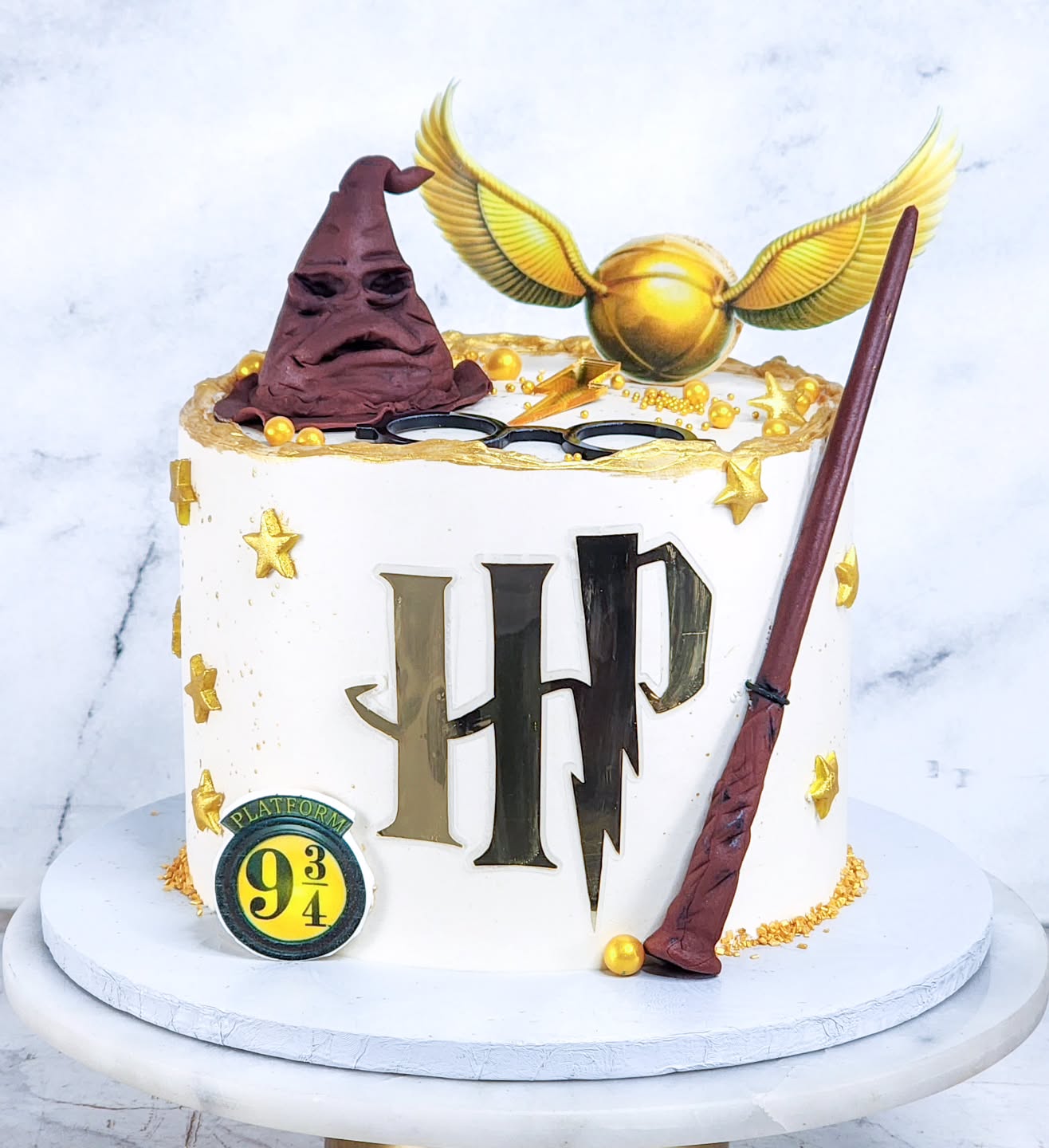 Magical Adventure โจ๏ธ
#HarryPotterCake #HarryPotterTheme #CakeTrends #2026Bakes #Marlenebakes