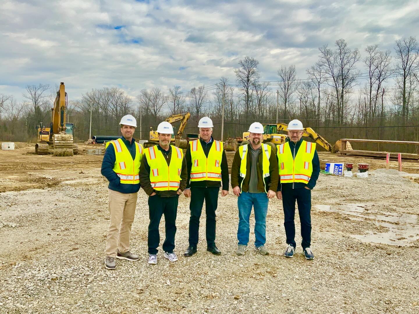 Work is officially underway on this 50,000 SF office and warehouse facility! 🦺
This strategic expansion marks a major milestone as our client prepares to relocate their operations to Twinsburg, Ohio.
Construction is moving steadily toward a December 2026 move-in date and we look forward to sharing more “boots on the ground” updates as this structure continues to take shape.