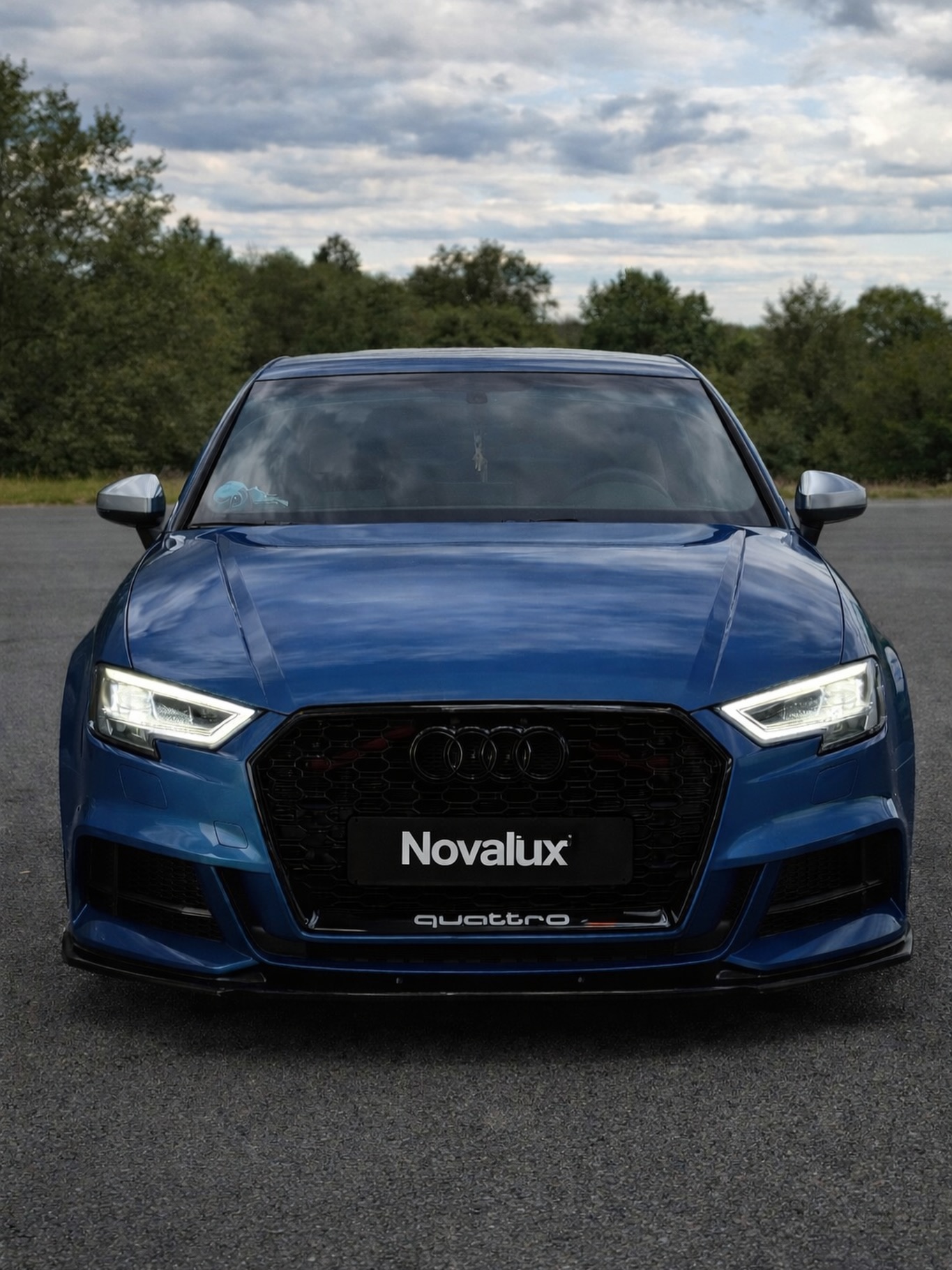 🚘 Audi S3 – Novalux Detailing
Polissage carrosserie + traitement céramique pour un rendu ultra brillant et protégé 💎
Peinture corrigée, profondeur ravivée et effet miroir garanti ✨
📍 À domicile
📲 @novalux.detailing
📞 +352 691 402 202