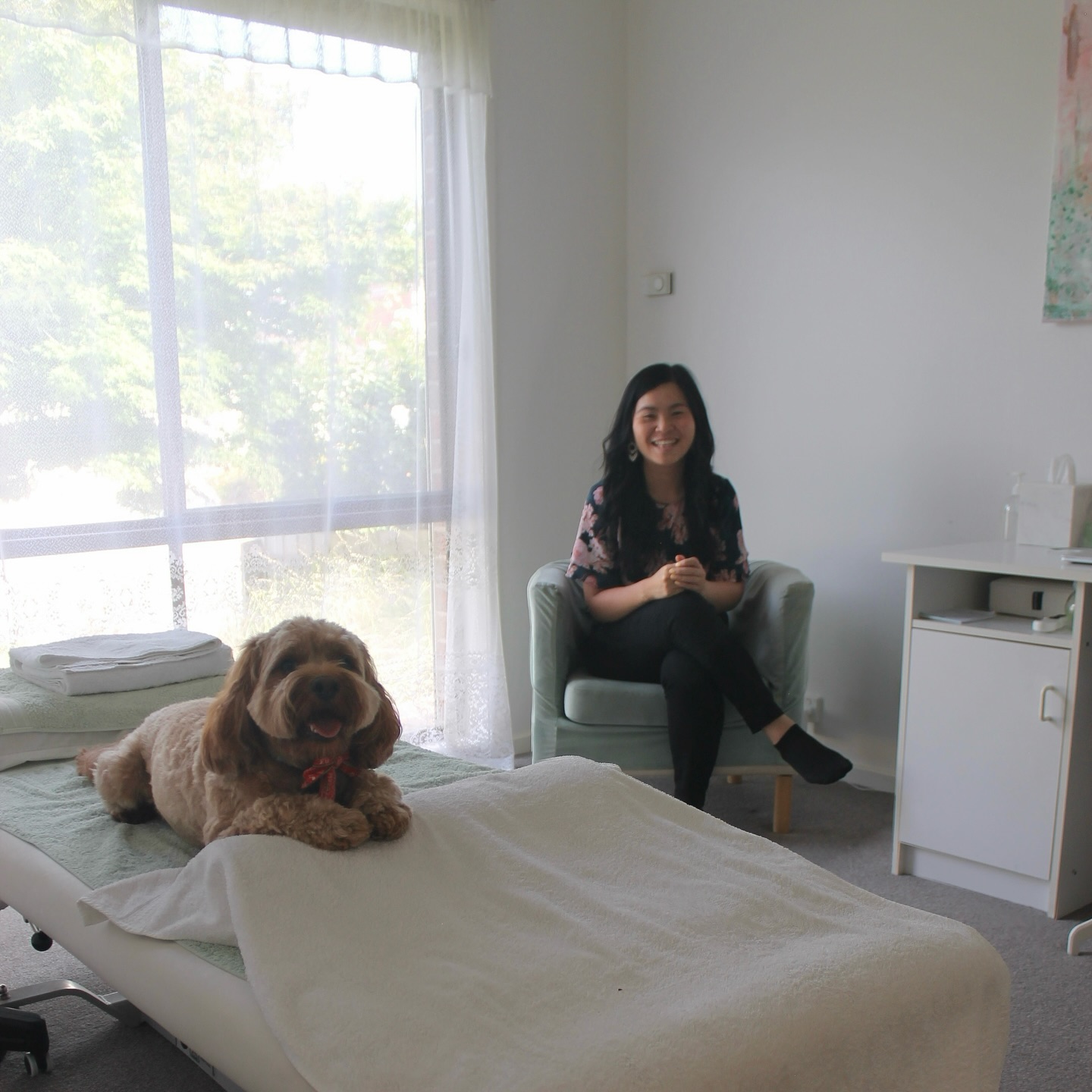 From our little team of two to you, we just wanted to thank you for supporting the clinic and trusting us with your health and wellbeing. It has been a big year for many patients who have walked through our doors, entering and exiting different chapters of your lives, with lots of emotional and physical transformations along the way!
Please note that we will be closed for two weeks over Christmas and new year break and will recommence normal trading hours on Monday January 6th.
Wishing everyone Merry Christmas, a Happy New Year, and a relaxing summer break in-between ๐๐ ๐ซ