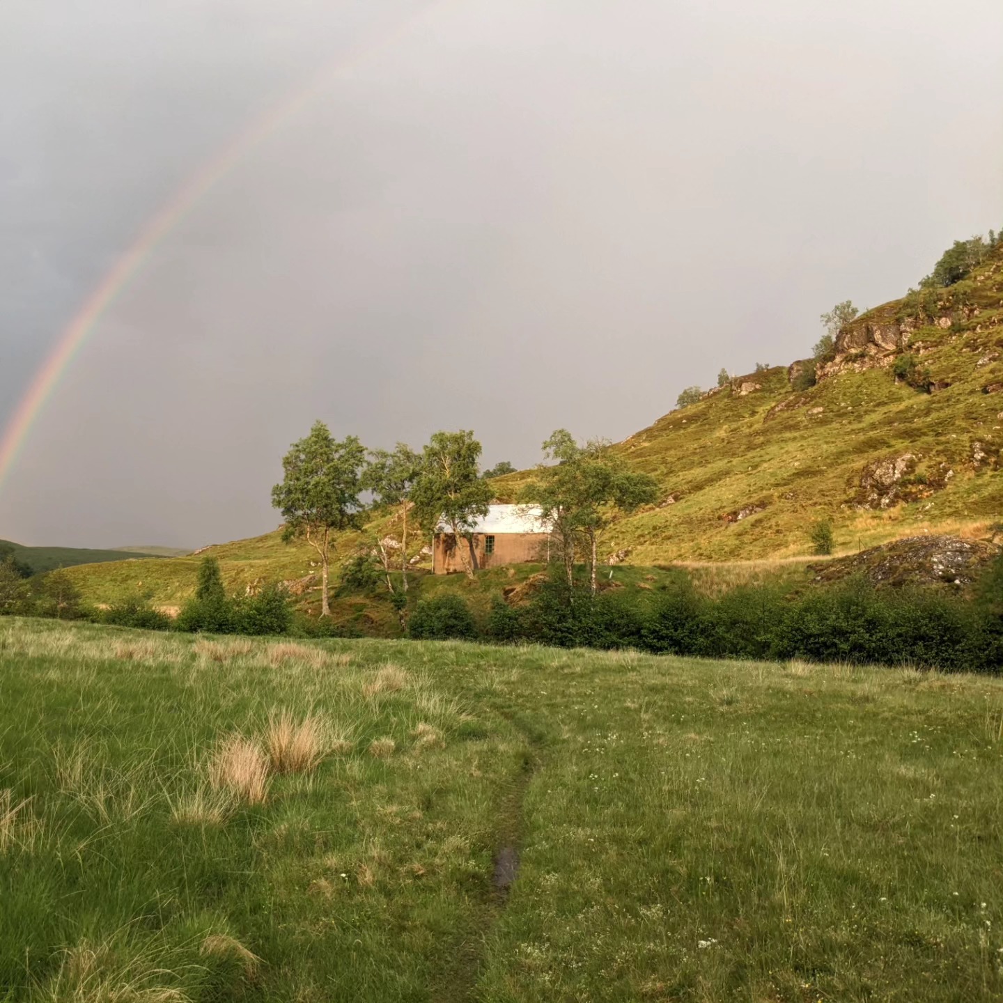 #staoineag good to see an old friend...#geoffallan #scottishbothybible #bothybible #scottishbothywalks
thanks as always to the wonderful volunteers of the #mountainbothyassociation #bothylife