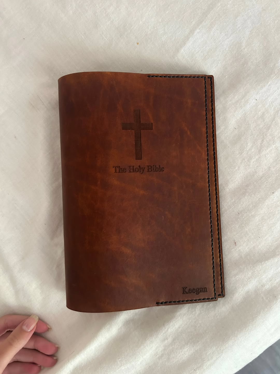 Carry the Word with you, beautifully.
Our handcrafted leather Bible covers are designed to protect what matters most — with custom engraving that tells your story. 🤍📖
Whether it’s a name, verse, or special date, make it uniquely yours.
#faithinstyle #ChristianGifts #personalisedwithpurpose #biblecover #faithbasedbusiness
