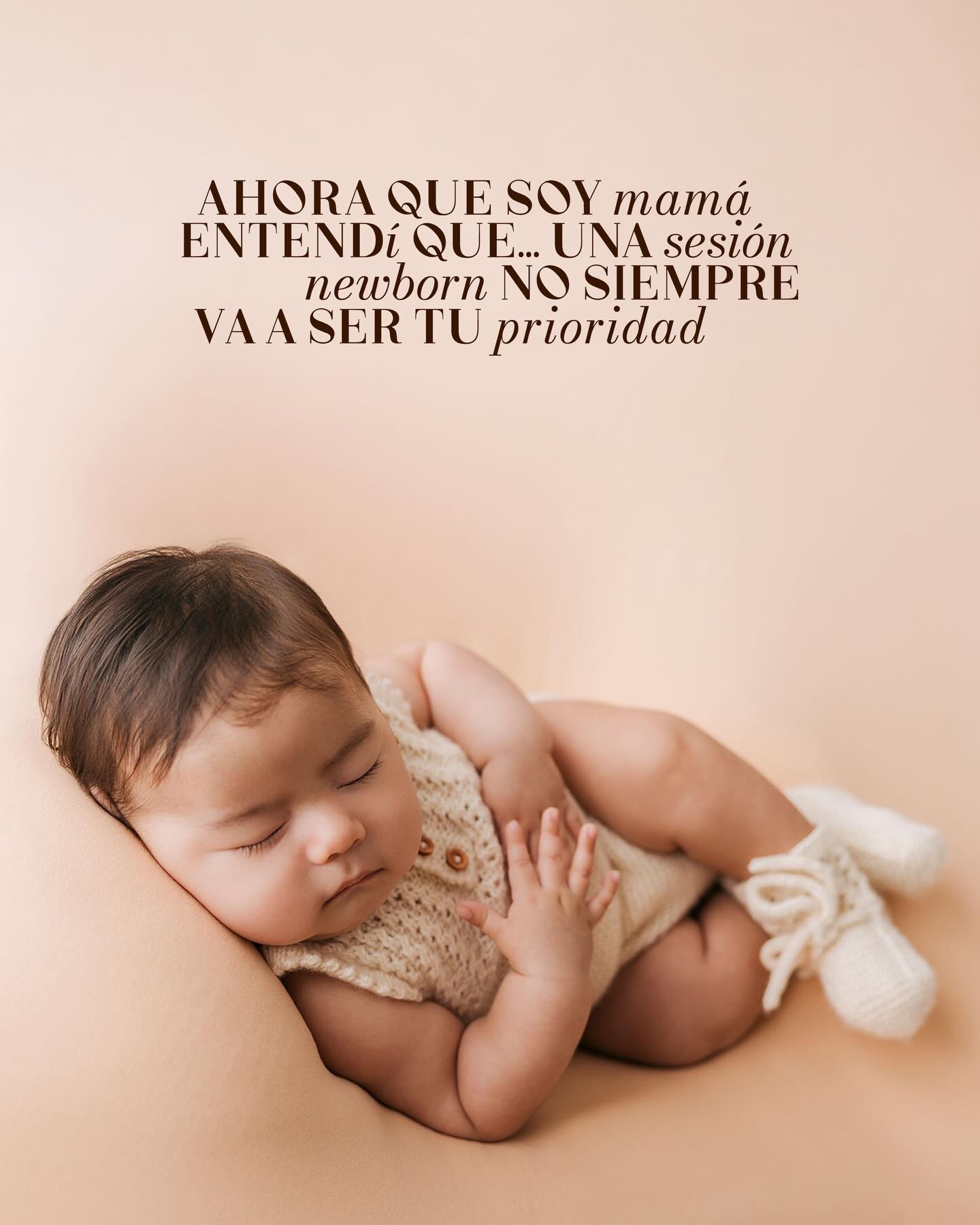 Ahora que soy mamá entendí algo… 🤍
Una sesión newborn no siempre es prioridad.
Y está bien.
Cuando un bebé nace, todo cambia…
hay cansancio, adaptación, emociones intensas…
y muchas veces las fotos quedan en segundo plano.
Por eso creamos BABY LOVE 🫶🏼
una sesión pensada para bebés de 3 a 5 meses,
cuando todo empieza a sentirse un poquito más en calma.
No es la etapa “perfecta”…
pero es REAL, es dulce, es única ✨
Si sientes que ya se te pasó el tiempo para un newborn,
quiero decirte algo importante:
Aún estás a tiempo de guardar recuerdos 🤍
📍Chorrillos, Lima
📲 956 769 440
Escríbeme “BABY LOVE” y te envío toda la info ✨
-
#babylove #fotografiadebebes #fotografiainfantil #maternidadreal #mamaprimeriza