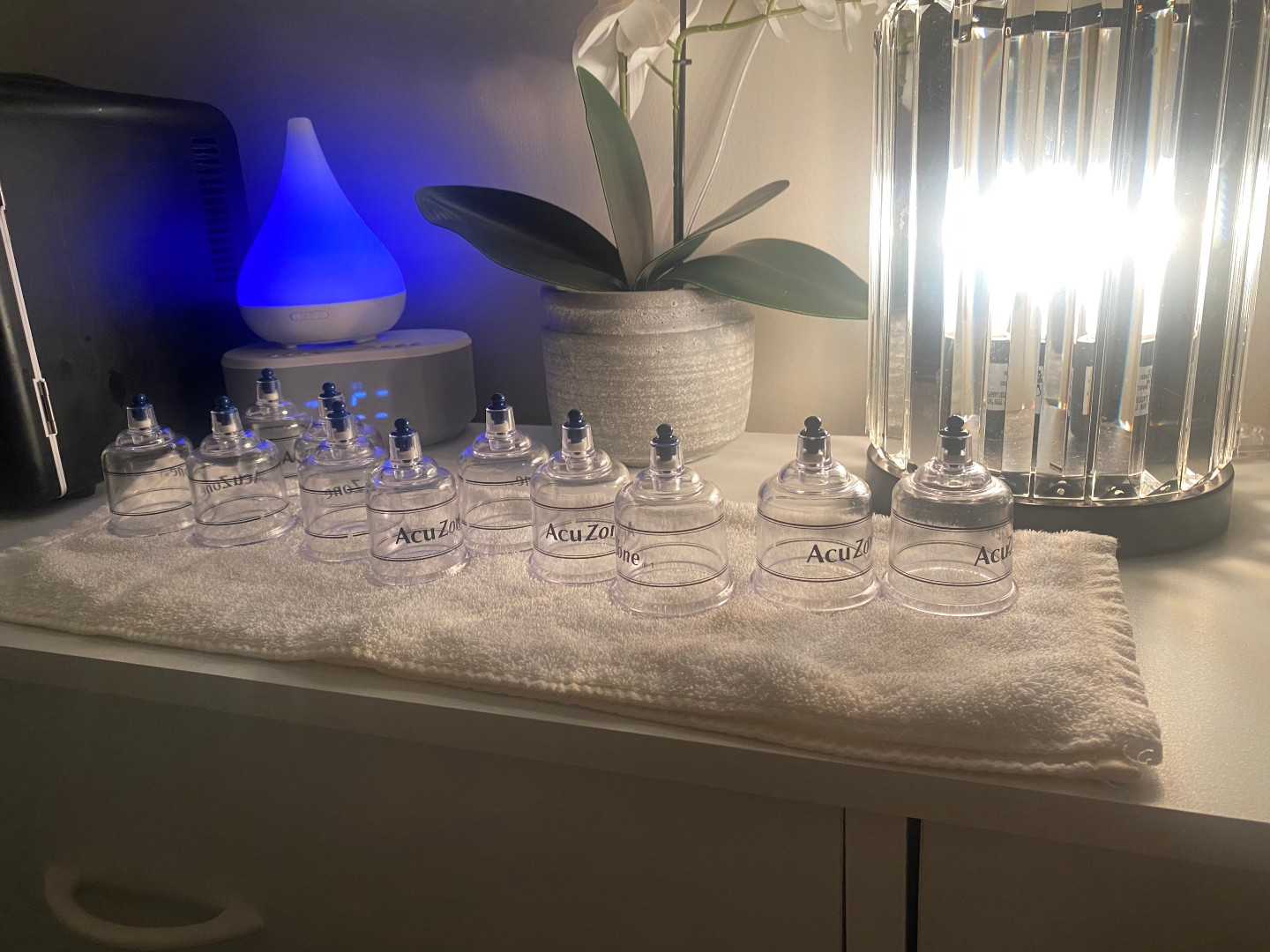 Cupping creates space where your body needs it most.
By gently lifting the tissue, it encourages circulation, reduces tension, and supports overall recovery.