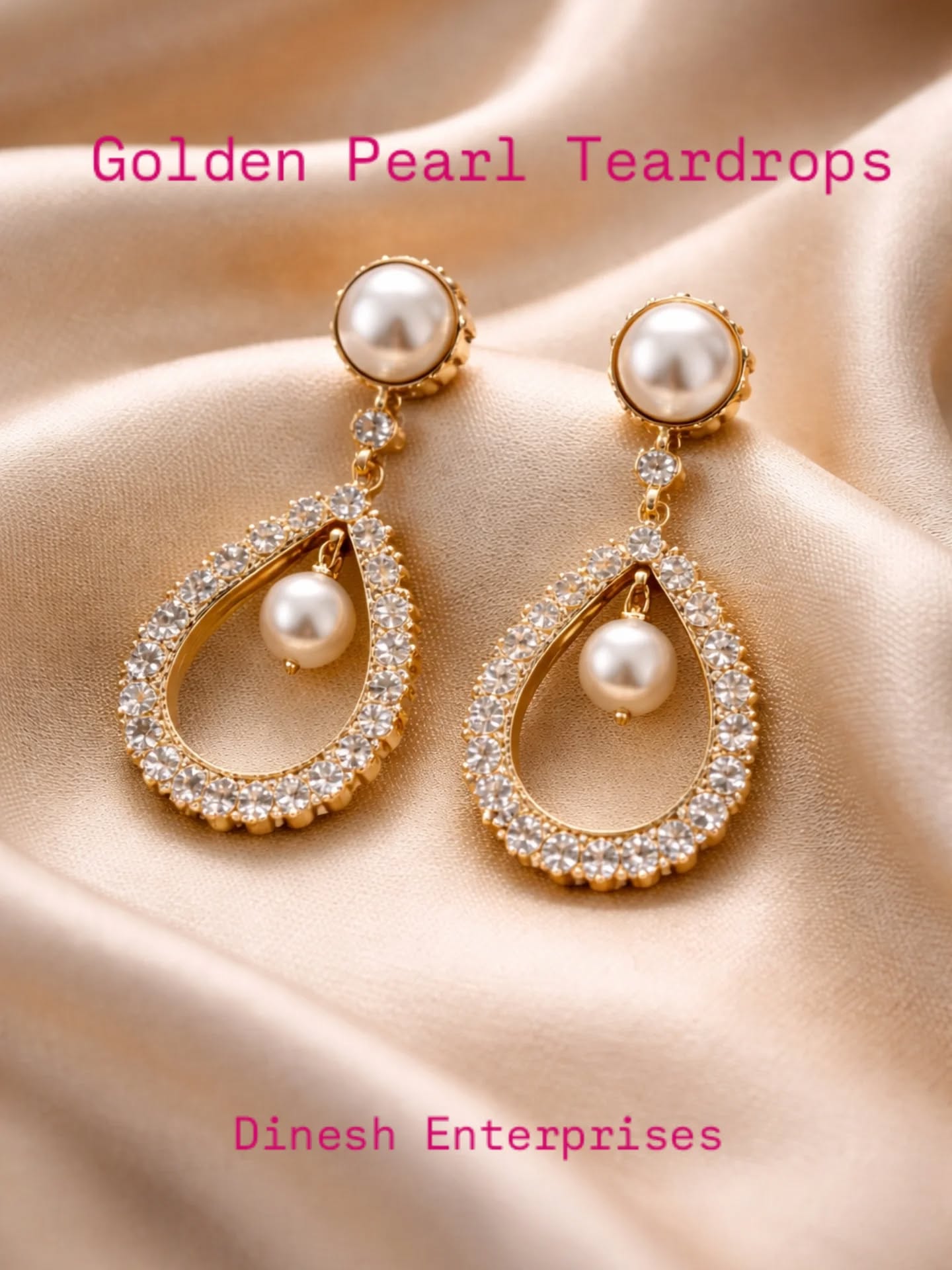 Golden Pearl Teardrops
A pair of elegant earrings that combine the richness of gold with the purity of pearls, designed in a graceful teardrop shape that exudes timeless beauty and sophistication.
#silverjewelry #goldpolishjewellery #silver925 #silverearrings #pearljewelry