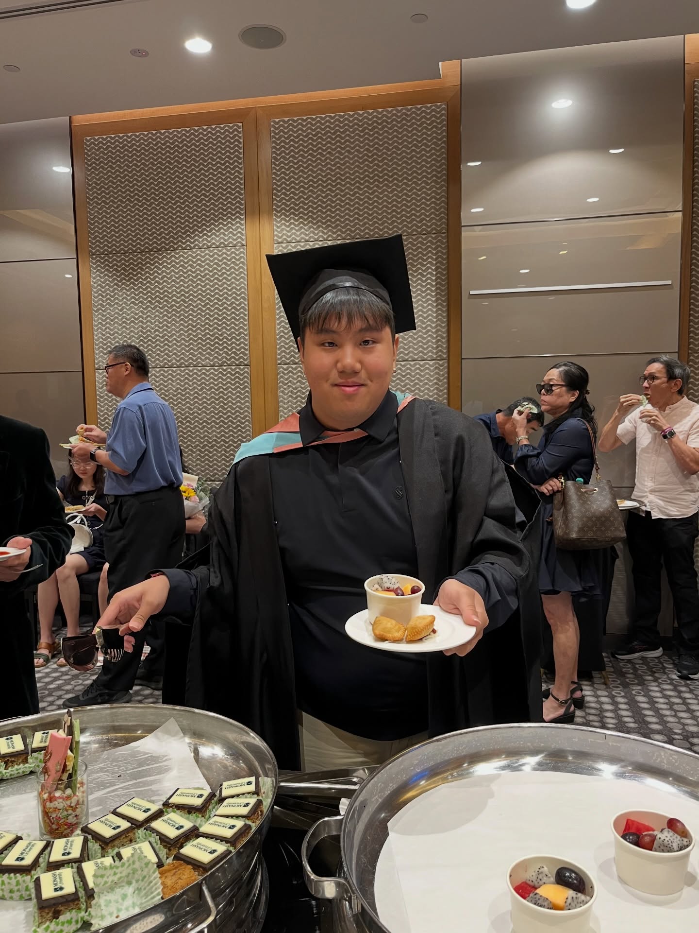 graduated over the weekend and im currently in week 6 of my masters degree… like the snippet of the song says “now im 20 something, i still know nothing, ‘bout who i am or what i’m not…” 😂