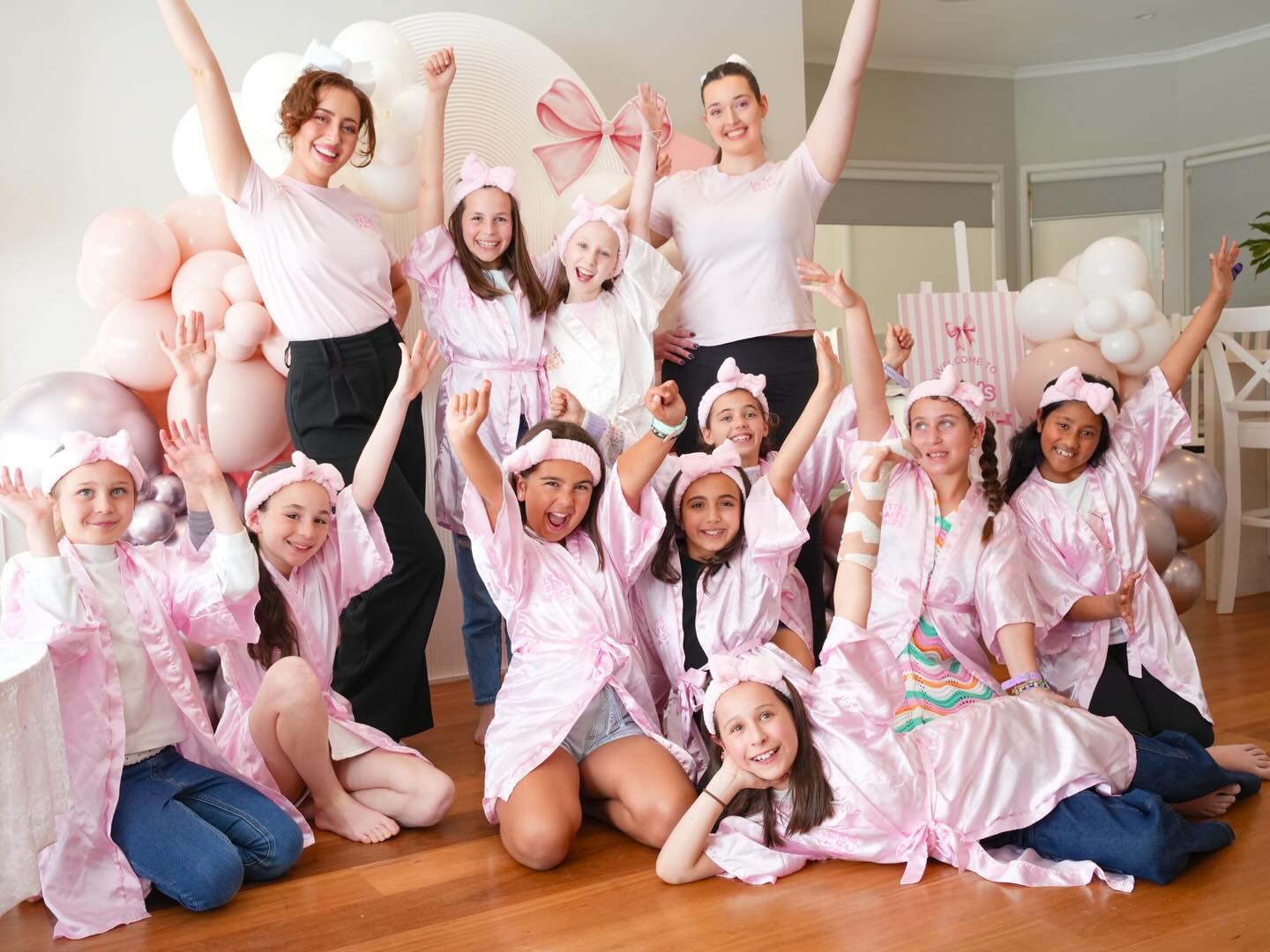 Happy faces, matching robes, and the sweetest memories 💕
⠀⠀⠀⠀⠀⠀⠀⠀⠀
This is what it’s all about ✨
⠀⠀⠀⠀⠀⠀⠀⠀⠀
From mini pamper moments to giggles with their besties, every part of the experience is designed to make them feel special
💖
⠀⠀⠀⠀⠀⠀⠀⠀⠀
Because it’s more than just a party, it’s a memory she’ll carry with her long after the day is over ✨