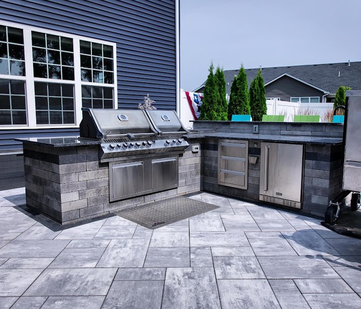 Motivation Monday...learn more about all the amazing @UnilockLifeUnilock products we can use to create your Outdoor Living Space...Contact "The Outdoor Living Designer" at 910-834-4099 to start your design process!
#wilmingtonnc #outdoorliving #pavers #unilock #costal