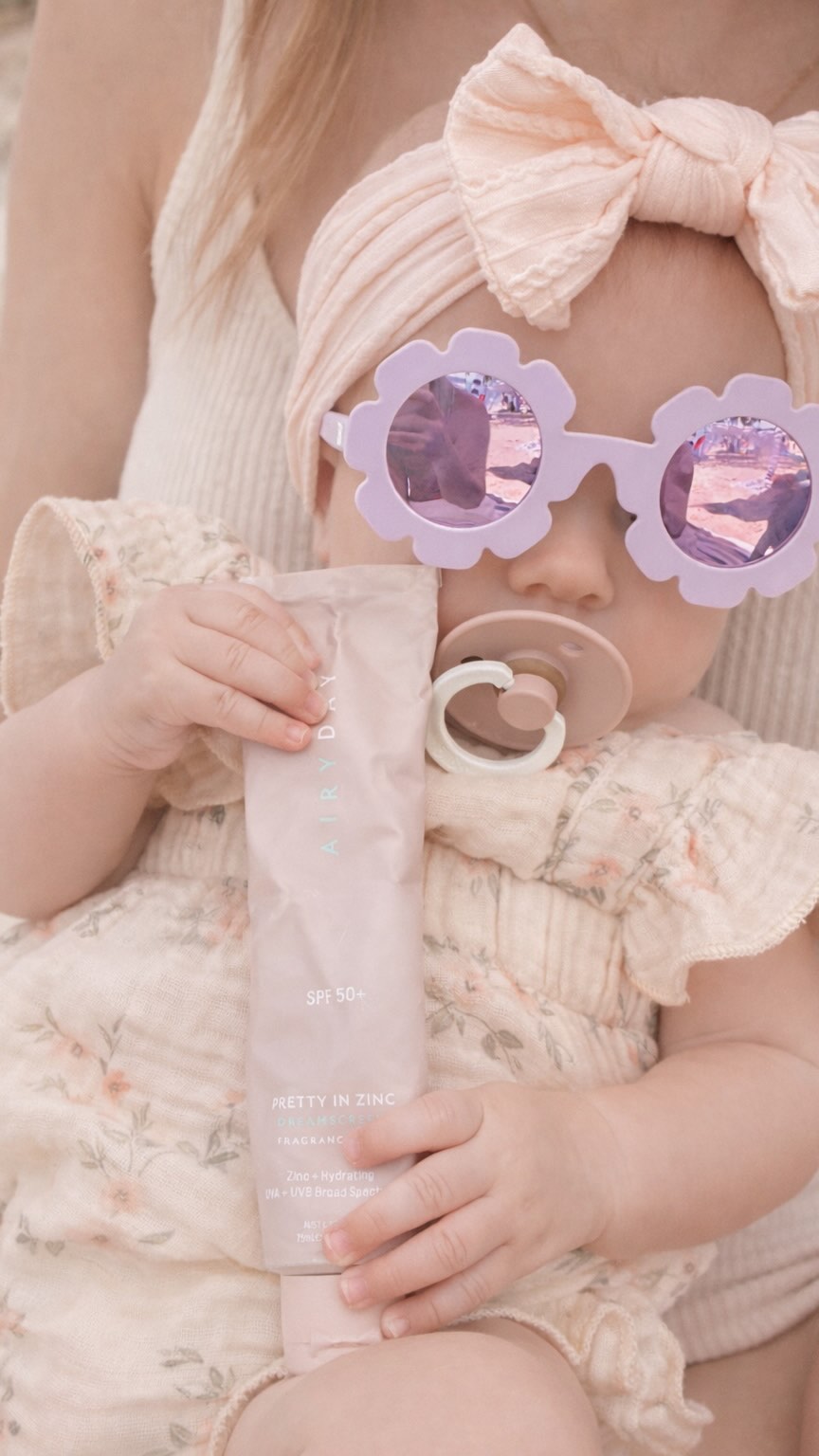 Full Body Protection but make it Glow!!
@airyday.official sunscreen available in clinic.
Face & Body.
Starting from $41
Message us to secure yours now
#airyday #sunscreen #barebeautybrisbane #skinclinicbulimba #sadieapproved