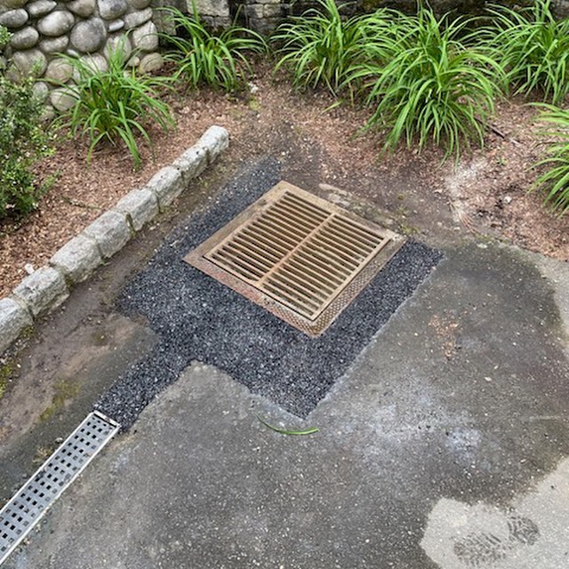 Final result- Repairing your driveway asphalt drain prevents water accumulation, ensuring a safer and more durable surface while avoiding potential damage to your driveway and property.
#drivewaycarw #waterdamageprevention #totalhomemanager