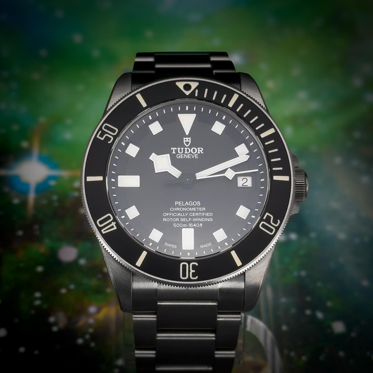 SOLD - The Tudor Pelagos - 500m of actual dive watch capability.
Incredible lume, titanium case, in house movement and serious dive specs.
Excellent condition, 2021 full set with an extra strap - what are you waiting for?
DM to secure.