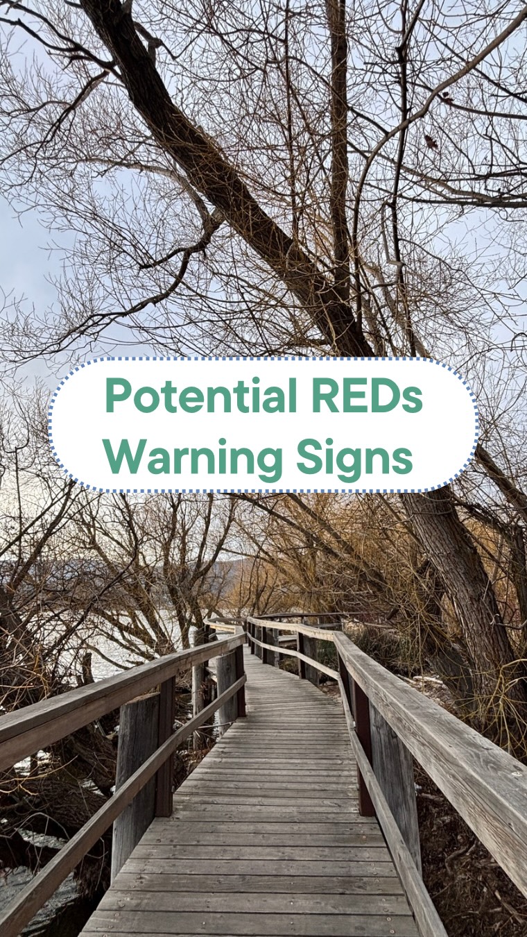 Welcome back to our series where we talk about REDs while fueling for sport. Today’s pre-run snack is a bowl of Apple Cinnamon Cheerios 🤩
Today we are going to chat about potential early indicators that there is a mismatch between how much your body needs for health and performance and what you are actually eating - putting you at risk for REDs over time.
The 2023 IOC consensus statement on REDs highlights that the effects of low energy availability sit on a spectrum and can impact performance and physical and mental health including:
- bone stress injuries
- Irregular or missing periods
- Hormone dysfunction
- Lack of normal growth and development in adolescence
- Recurrent injuries
- digestive difficulties
- Impaired sleep and immune system function
- Poor recovery and/or impact on performance (reduced strength/endurance)
These do not mean you necessarily have REDs but could be early signs that there is an imbalance in training, nutrition and/or recovery, or other changes to health requiring investigation for the underlying cause 💛
Working with a sport dietitian can support fine tuning your nutrition to better match changes in your training program, reducing your risk of low energy availability and therefore REDs in the long term 🙋🏻♀️
#foodisfuel #sportsnutrition #sportsdietitian #intuitiveeating #eatmorenotless