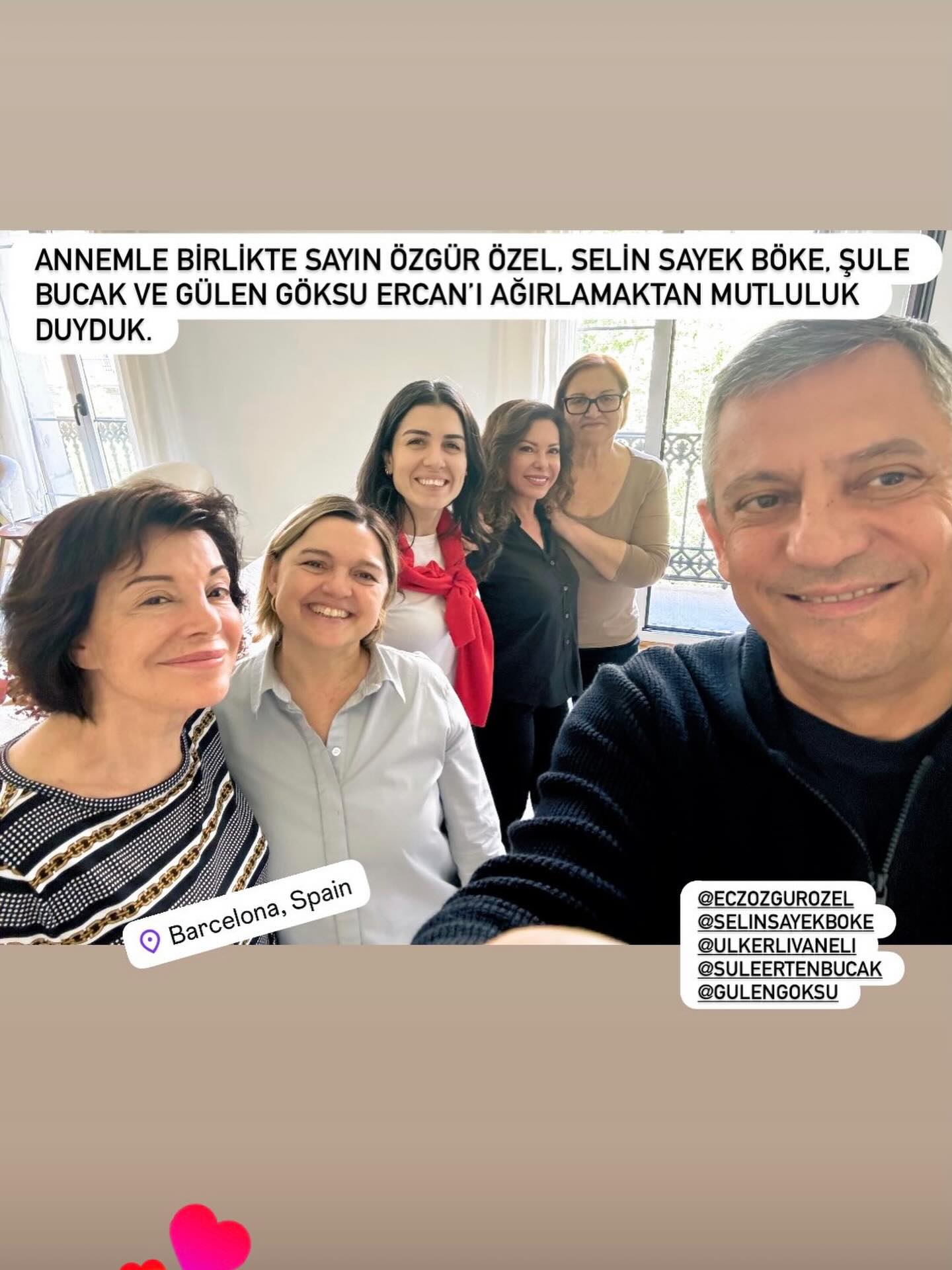 Annemle birlikte Sayın Özgür Özel, Selin Sayek Böke, Şule Bucak ve Gülen Göksu Ercan’ı ağırlamaktan mutluluk duyduk ♥️
✨
@eczozgurozel @ulkerlivaneli @selinsayekboke @suleertenbucak @gulengoksu
✨
#özgürözel #chp #barcelonacity #aylinlivaneli #barcelona