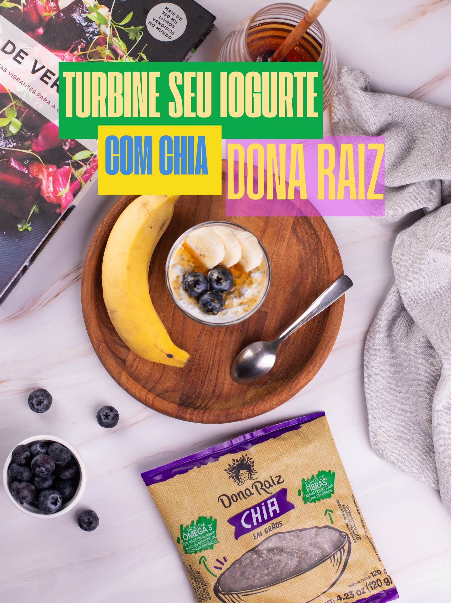 Simples, nutritivo e delicioso 💛
Iogurte desnatado + chia + banana + mirtilos: uma combinação rica em fibras, proteínas, probióticos e antioxidantes. Ajuda na saciedade, no funcionamento do intestino e dá energia pro dia.
✨ Porção:
• 1 iogurte desnatado (170g)
• 2 colheres de chia @donaraiz
• 1 banana
• 3 mirtilos
• 1 fio de mel
Experimente essa mistura cremosa e nutritiva 🌿
#donaraiz #chia #vidasaudavel