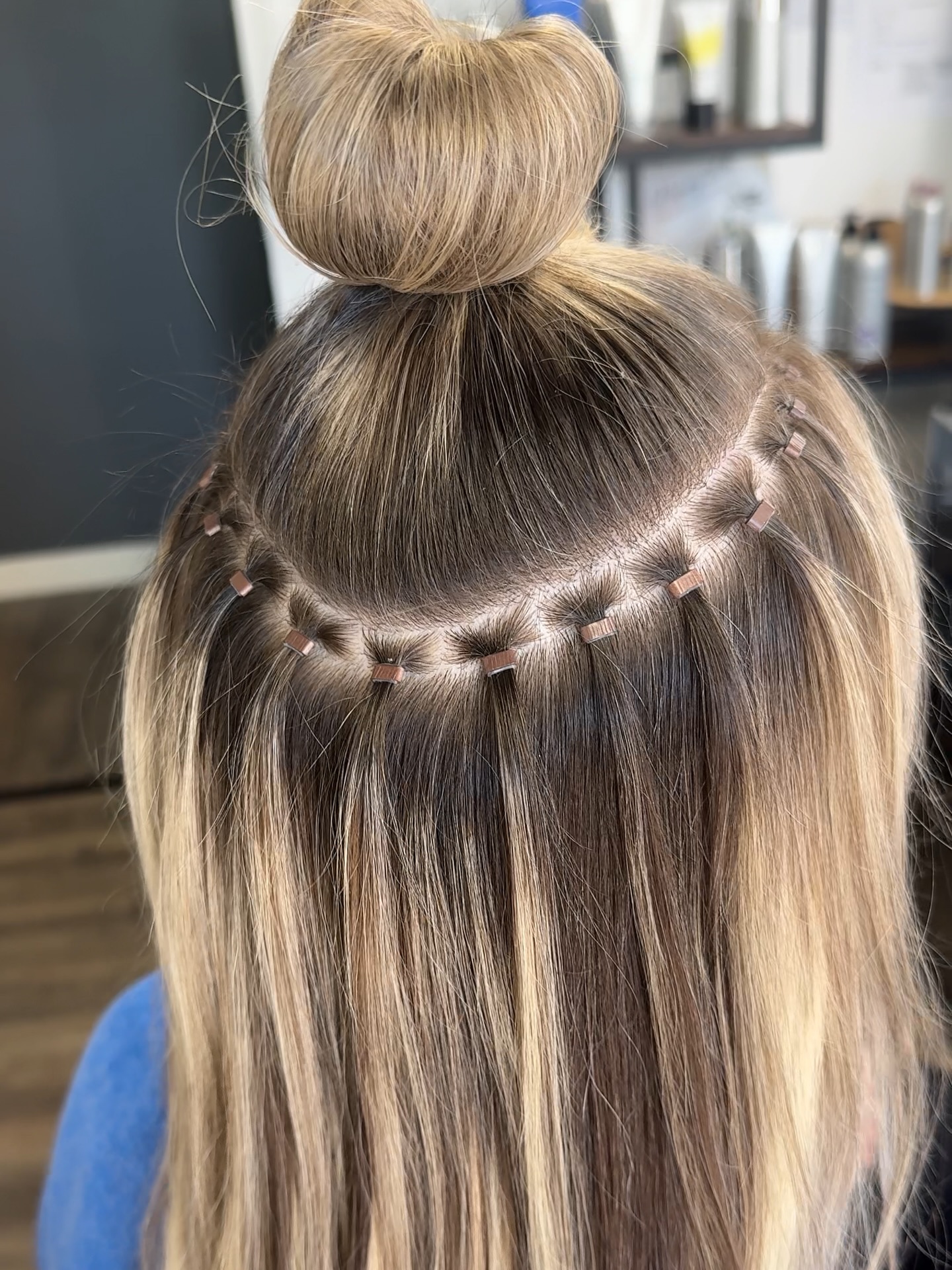 The foundation.
#levelheadedhairdesign #weftextensions #hairextensions #sumner