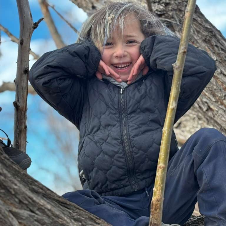 Does your kid love being outdoors?
Do you have a kiddo 6-12 years old?
Get Ready for School-Aged Summer Session at nature School!
Join us June 29th - July 3rd for a week of outdoor survival skills, nature play, and adventure!