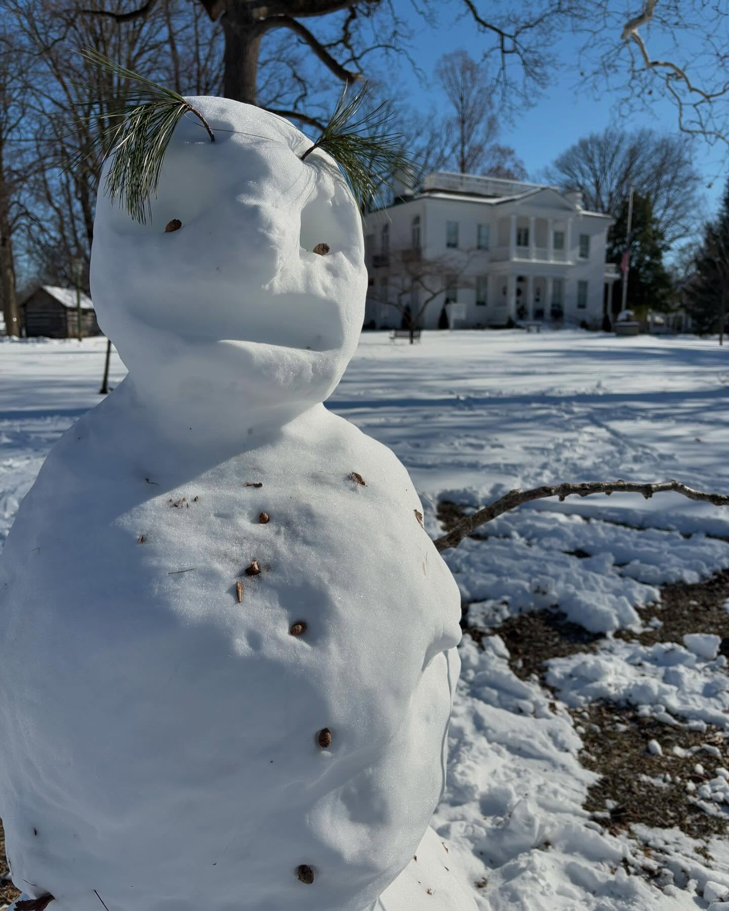 We met a cool visitor today while taking a stroll around Lane Place. We love having a wide array of visitors, snow people included! ⛄️ We reopen in March to scheduled tours, call today to set up your tour! (Snowman may or may not still be here)
#uniquelymoco #laneplace #montgomerycountyindiana #historichome #snow #snowman #visit
