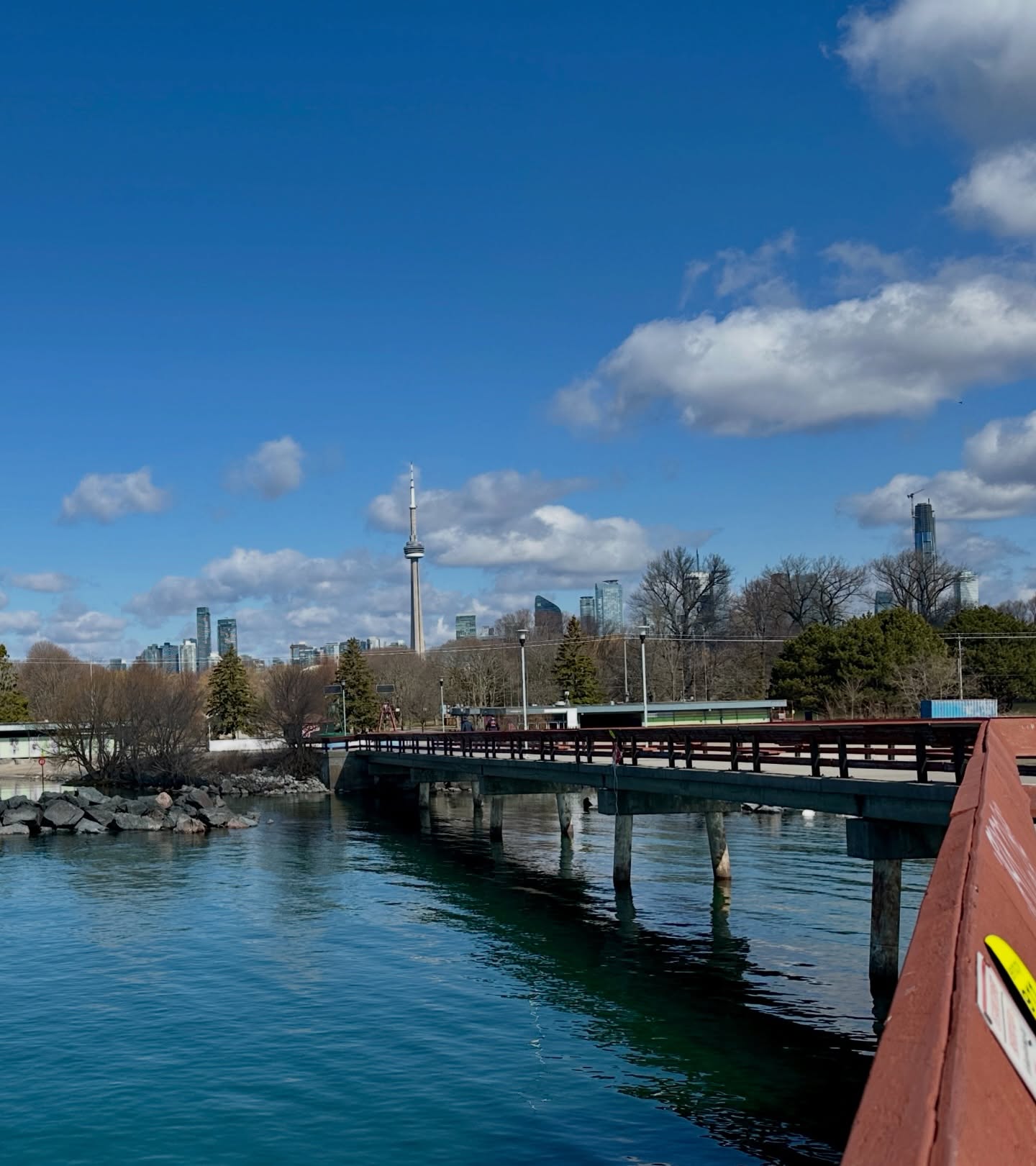 Spring is here and Toronto is showing off. ⛅️
This view never gets old - sparkling water, big blue skies, and the CN tower standing tall like it owns the place (it kind of does).
This is your sign to get outside, feel the sun on your face, and explore the city the best way we know how - on two wheels. 🚲
Our Waterfront & Islands Tour is back and we are READY for you.
Come ride with us. 🧡
#PedalToronto #TorontoIslands #CyclingToronto #TorontoWaterfront #GuidedCyclingTour